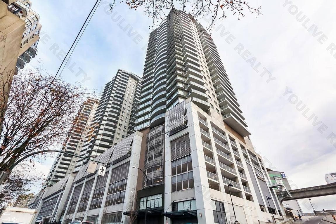 32XX - 888 Carnarvon St, New Westminster
