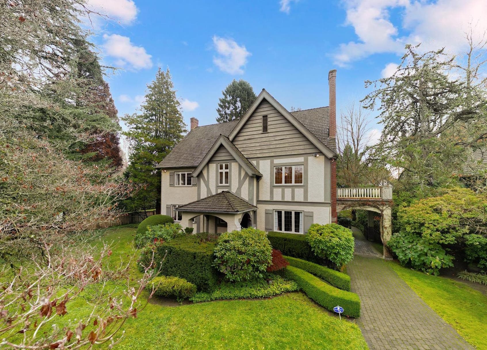 5376 Marguerite Street, Vancouver