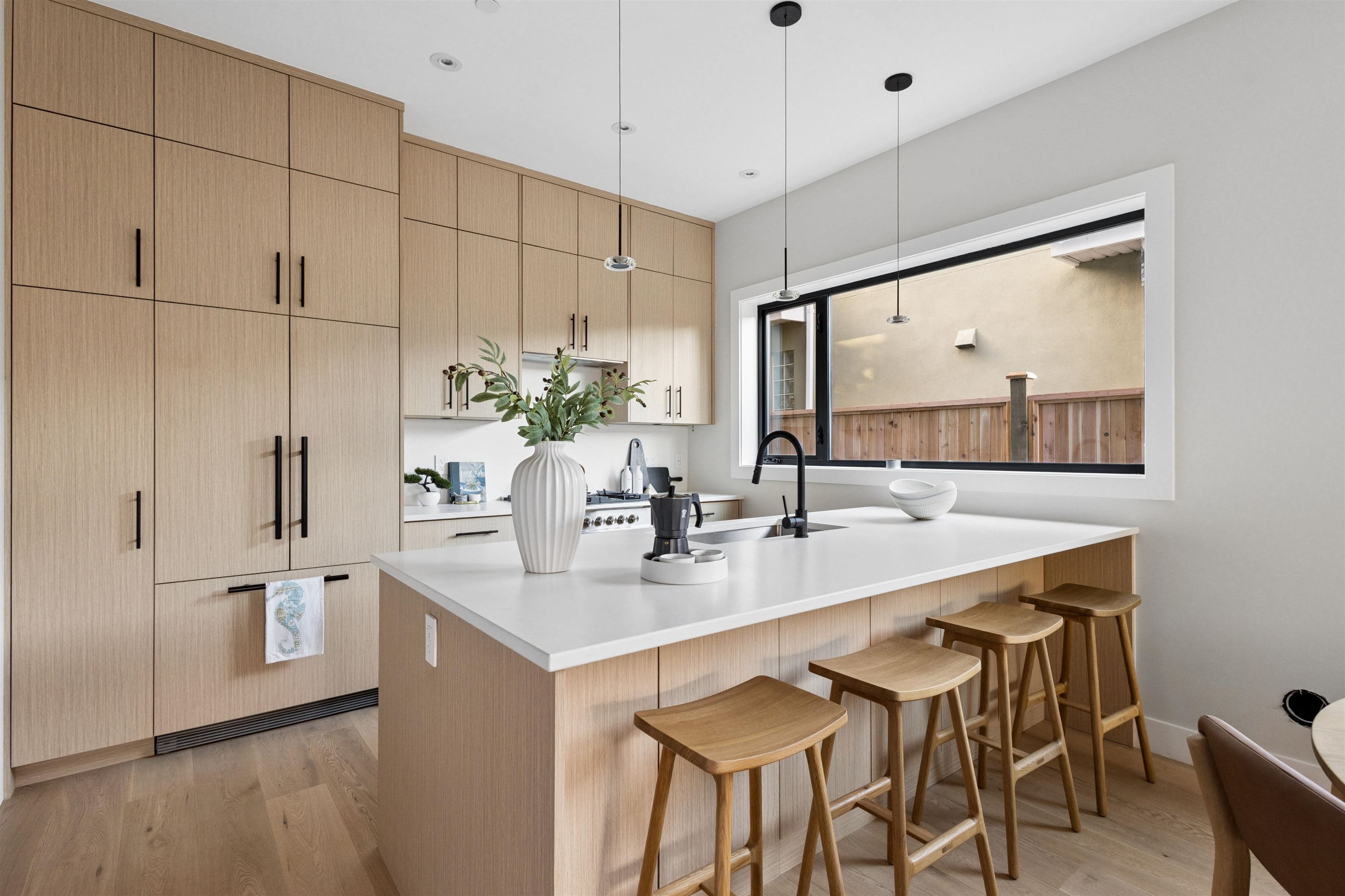 3 - 2017 E 23rd Avenue, Vancouver