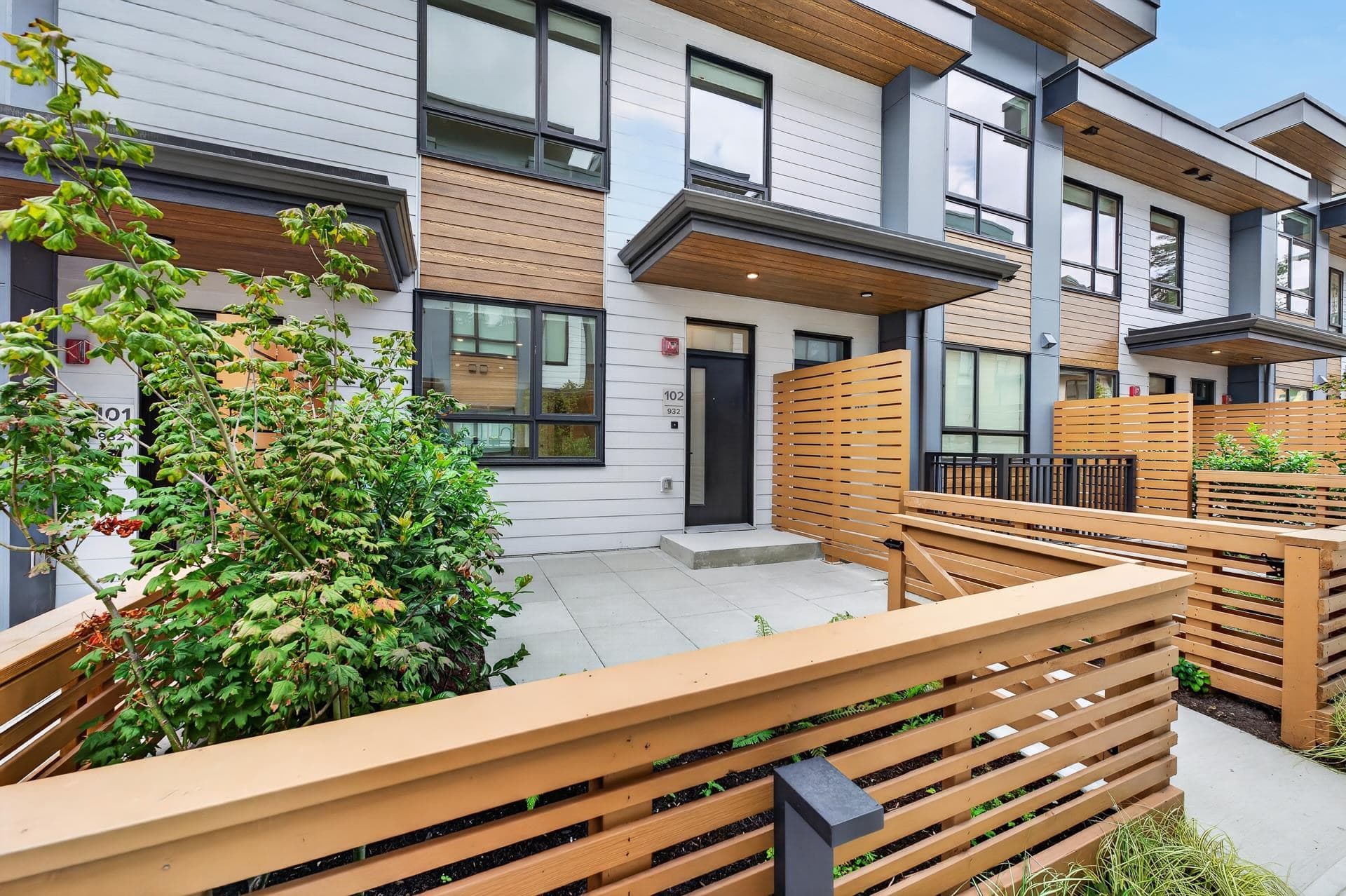 102 - 932 Lytton Street, North Vancouver