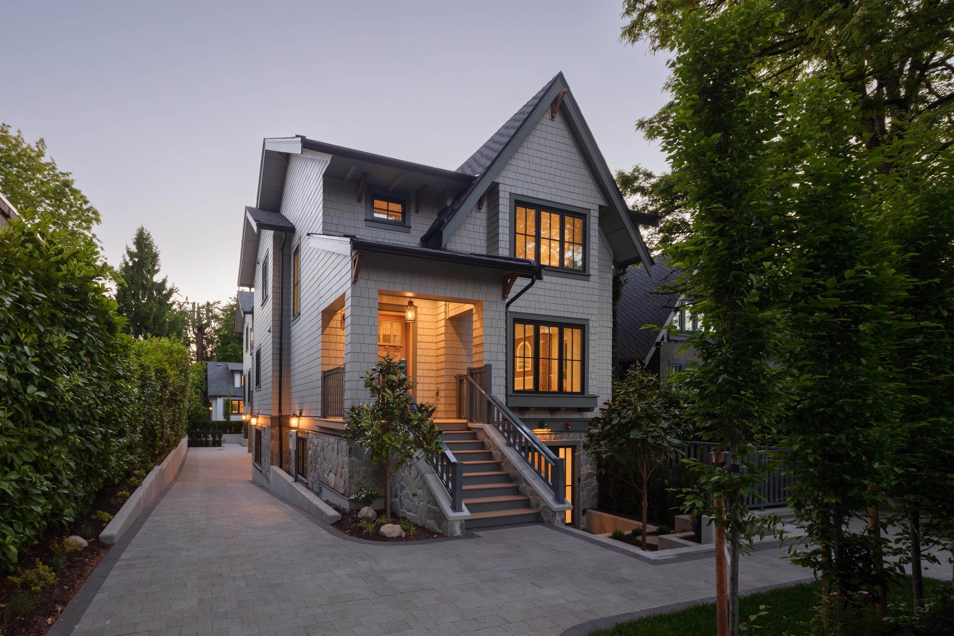 5593 Mackenzie Street, Vancouver