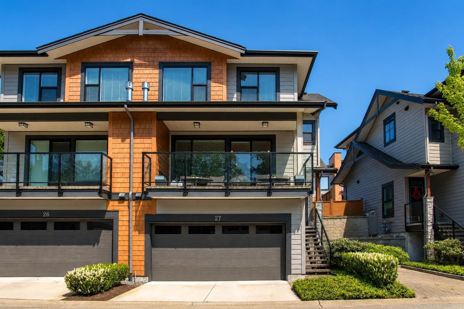 27 - 3618 150 Street, Surrey
