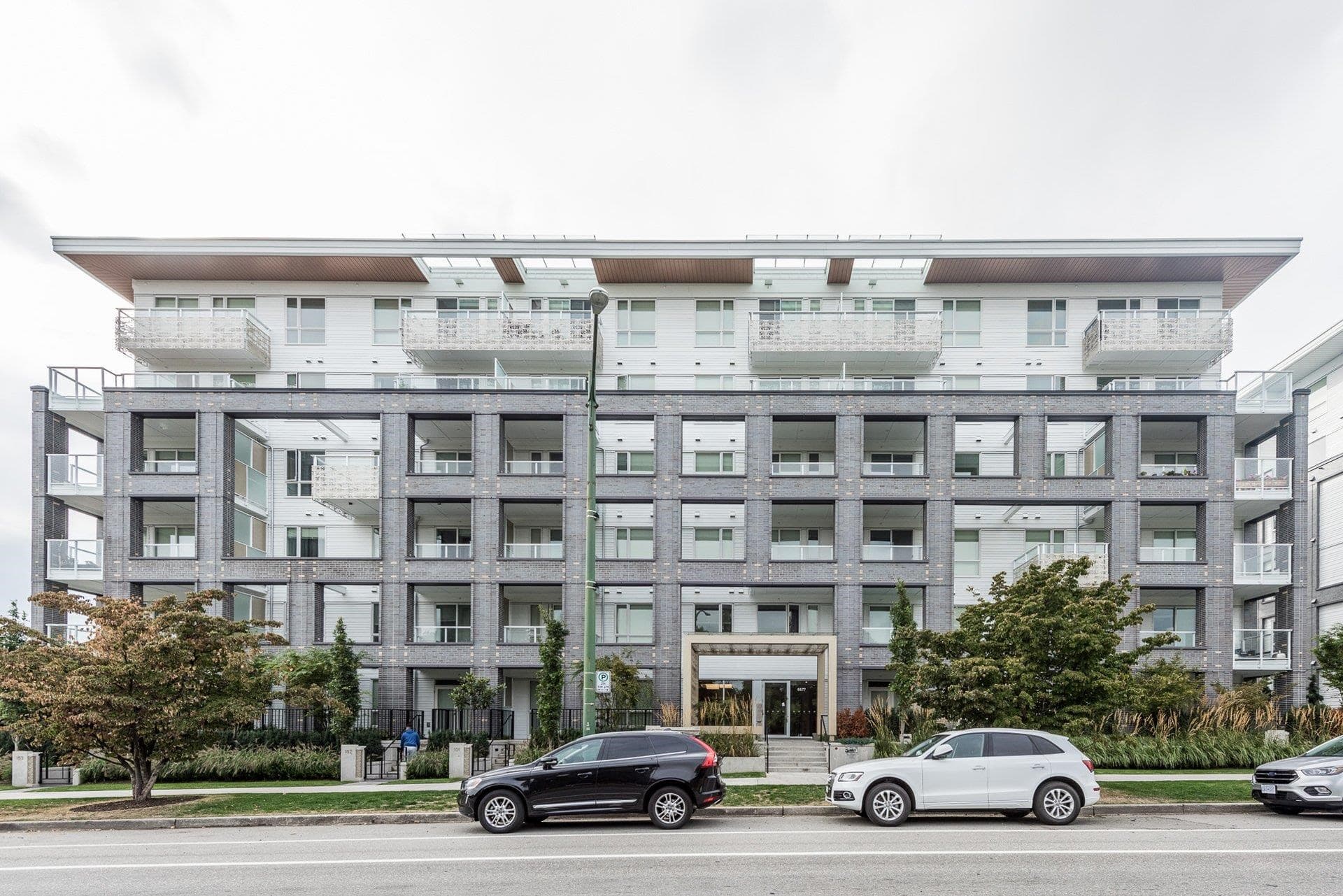 601 - 6677 Cambie Street, Vancouver