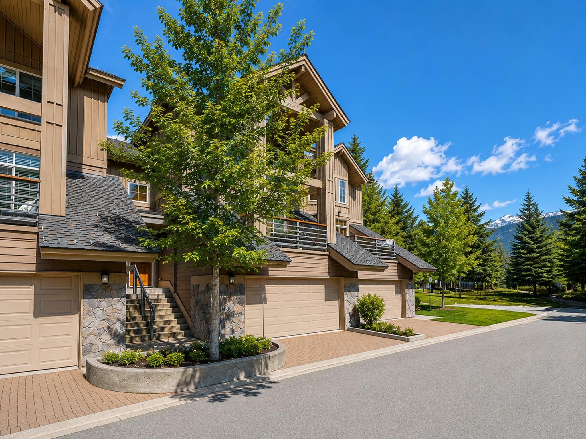 18 - 8030 Nicklaus North Boulevard, Whistler