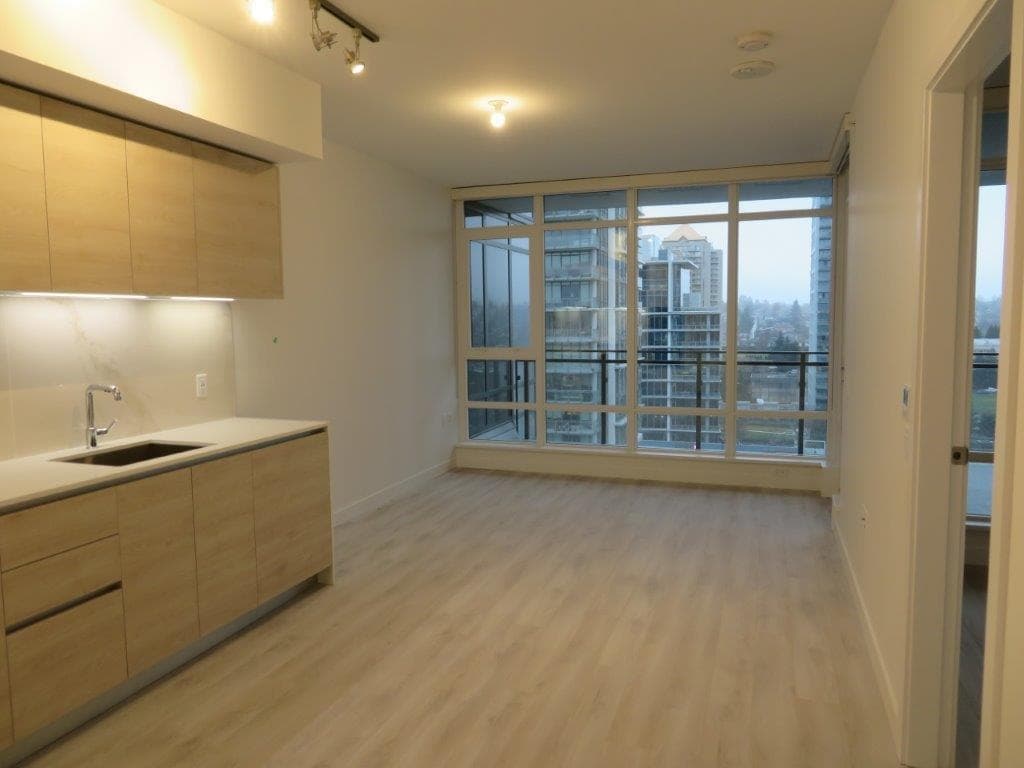 1303 - 2085 Skyline Court, Burnaby