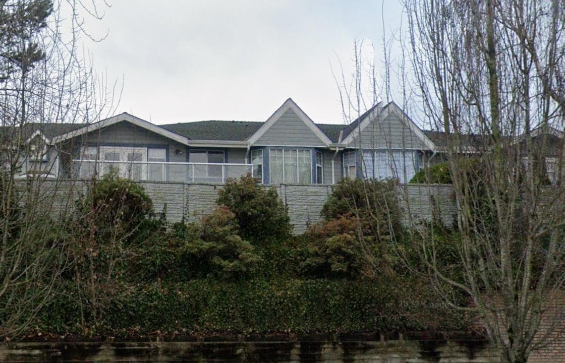 136 - 28 Richmond Street, New Westminster