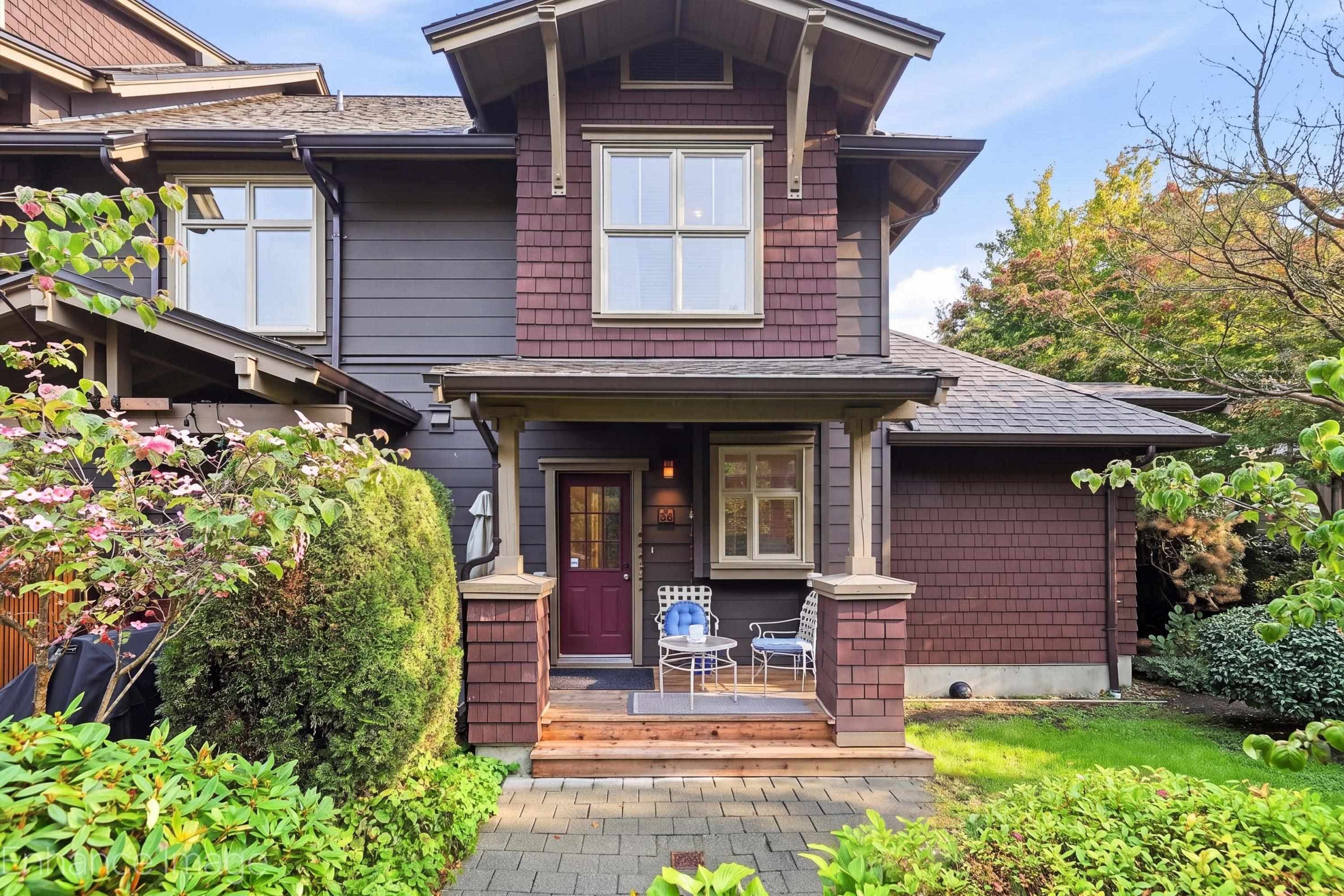 246 - 600 Park Crescent, New Westminster