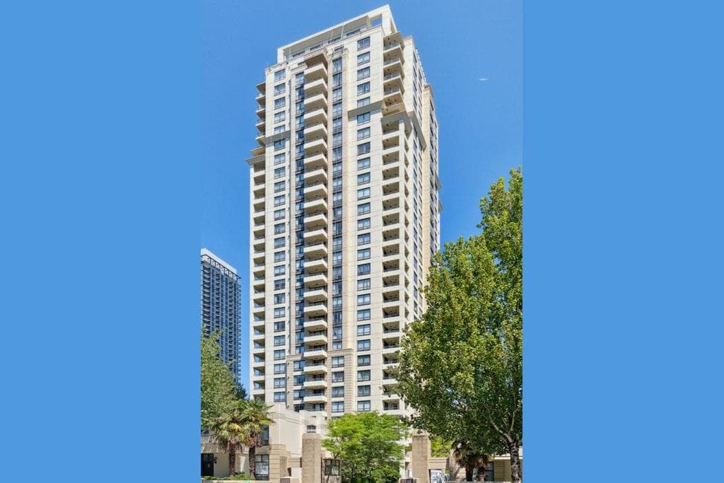 1905 - 4333 Central Boulevard, Burnaby