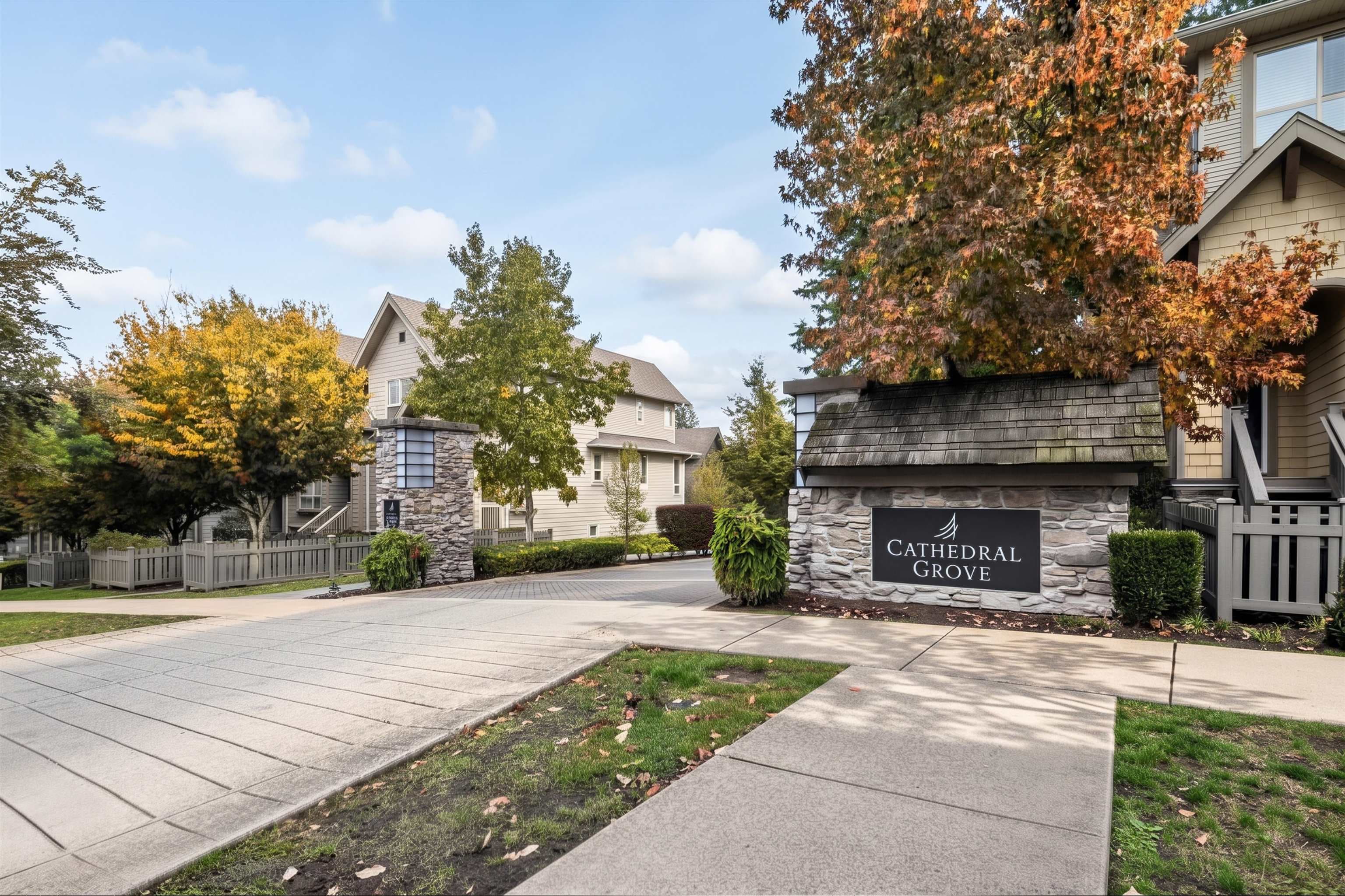 27 - 2738 158 Street, Surrey