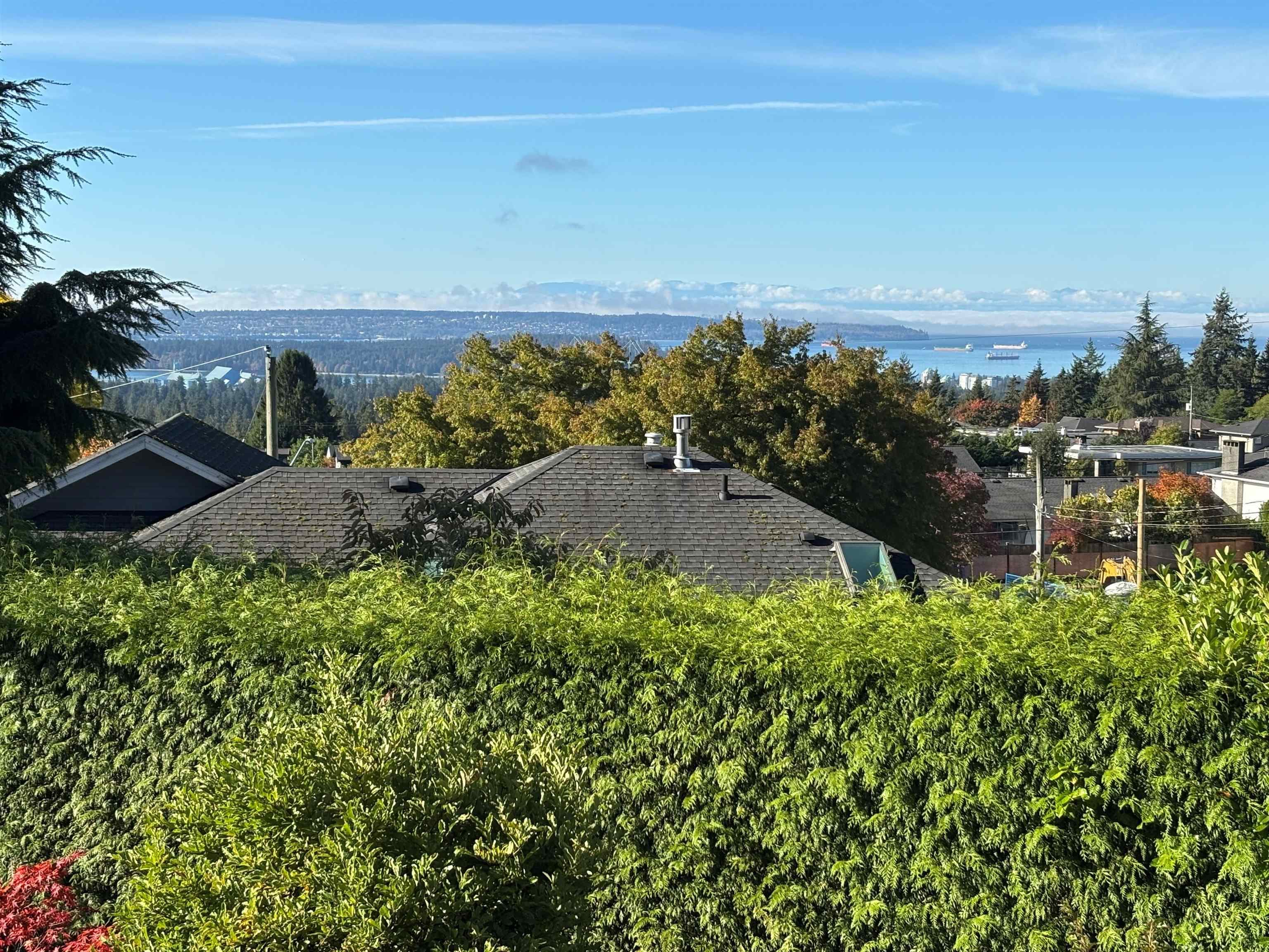 4243 Delbrook Avenue, North Vancouver