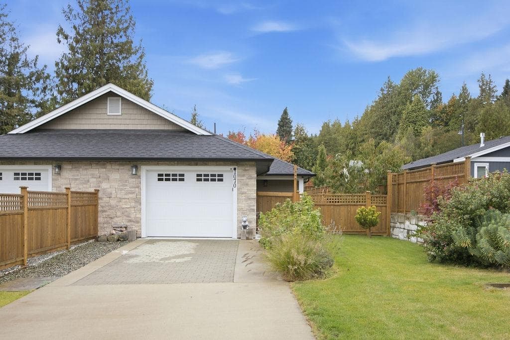 1070 Celia Crescent, Gibsons