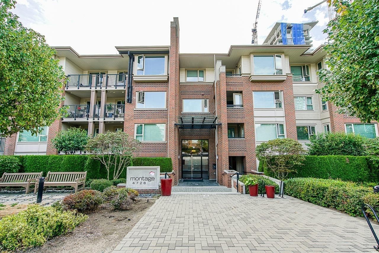 211 - 4728 Dawson Street, Burnaby