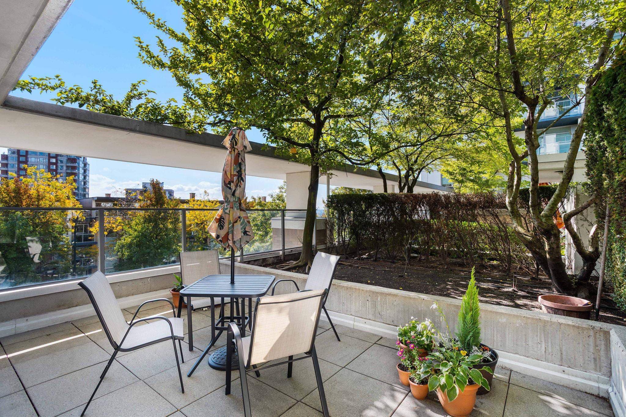 306 - 158 W 13th Street, North Vancouver