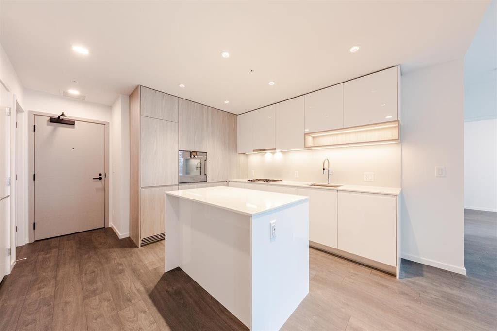 203 - 6788 Minoru Boulevard, Richmond