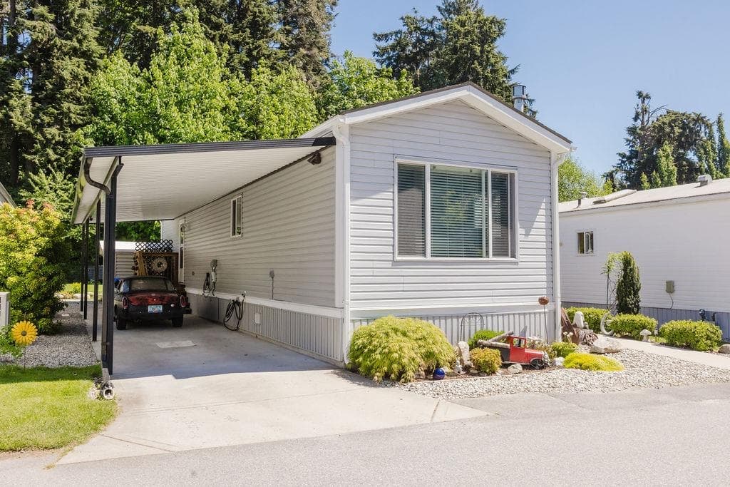 13 - 4496 Sunshine Coast Highway, Sechelt