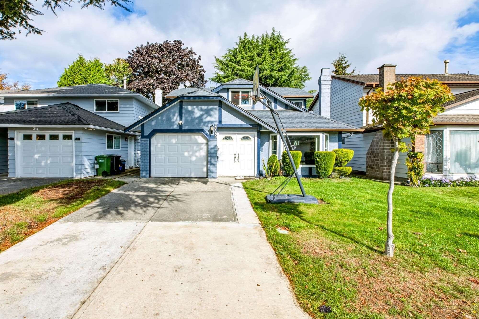 10680 Hollymount Drive, Richmond