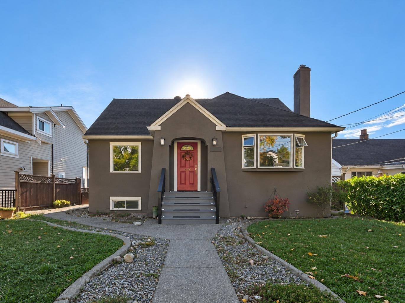 1930 Edinburgh Street, New Westminster