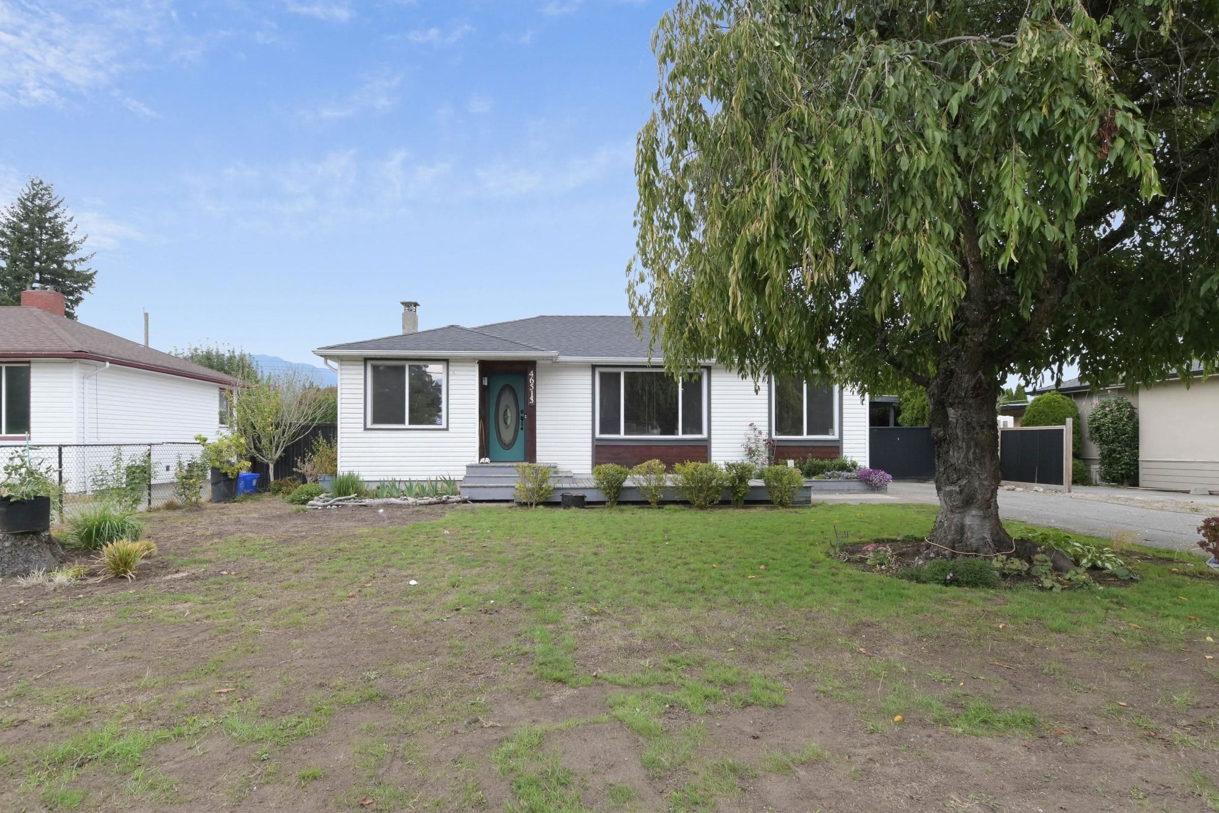 Upper House - 46515 Portage Avenue, Chilliwack