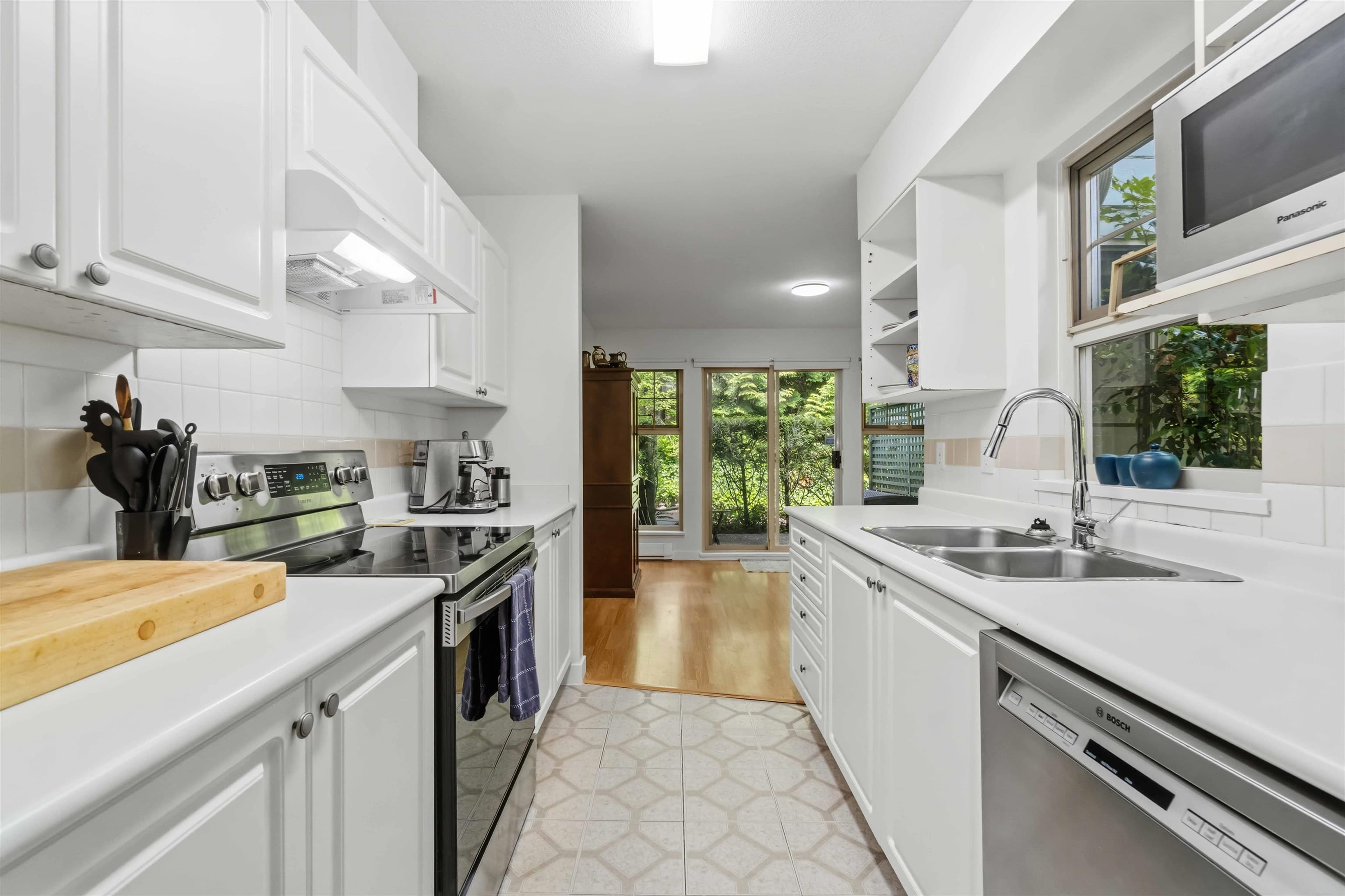 57 - 65 Foxwood Drive, Port Moody