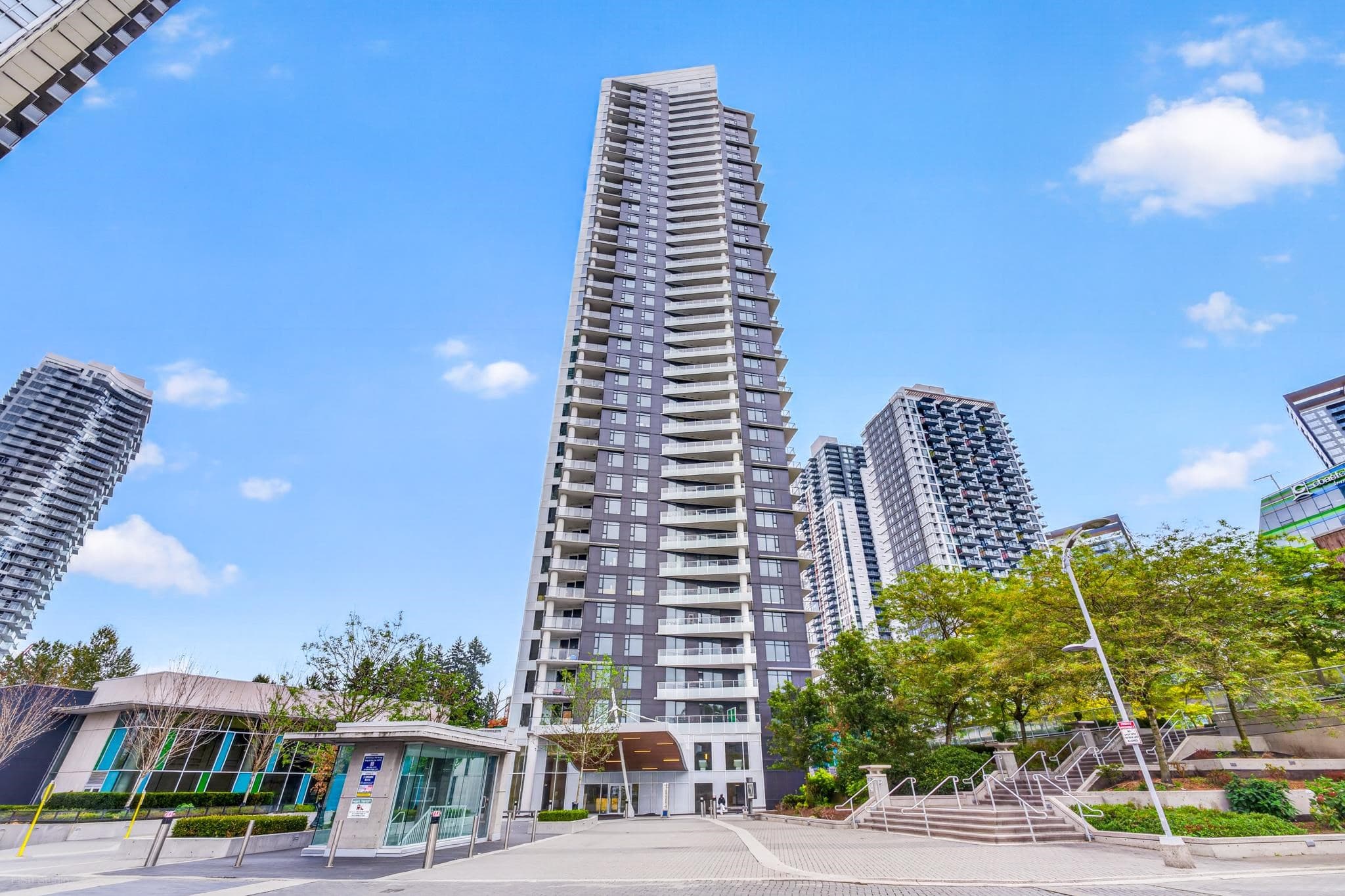 505 - 9887 Whalley Boulevard, Surrey