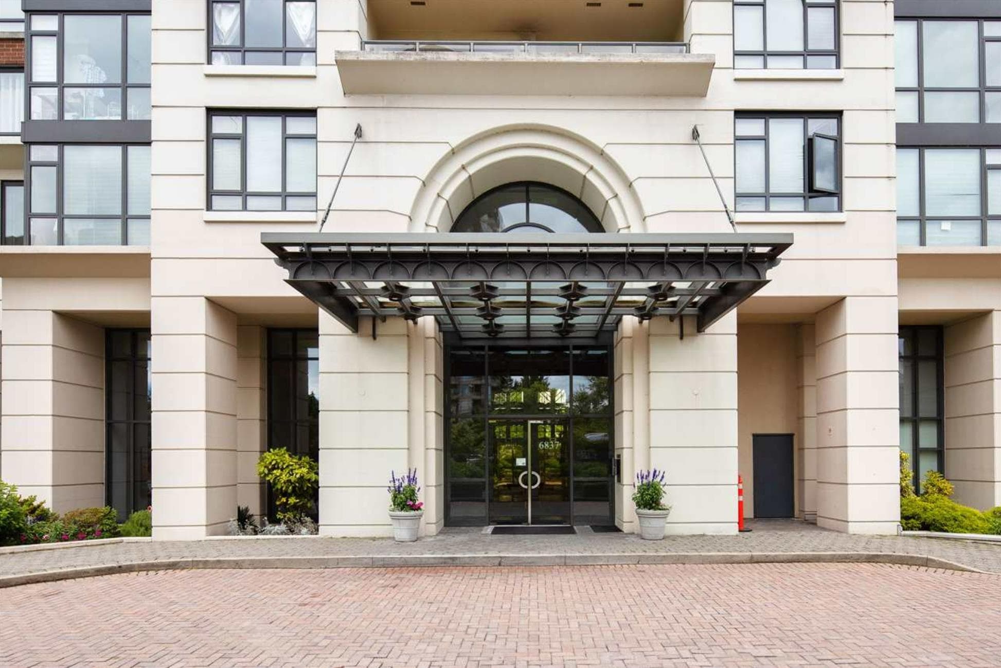 1003 - 6837 Station Hill Drive, Burnaby