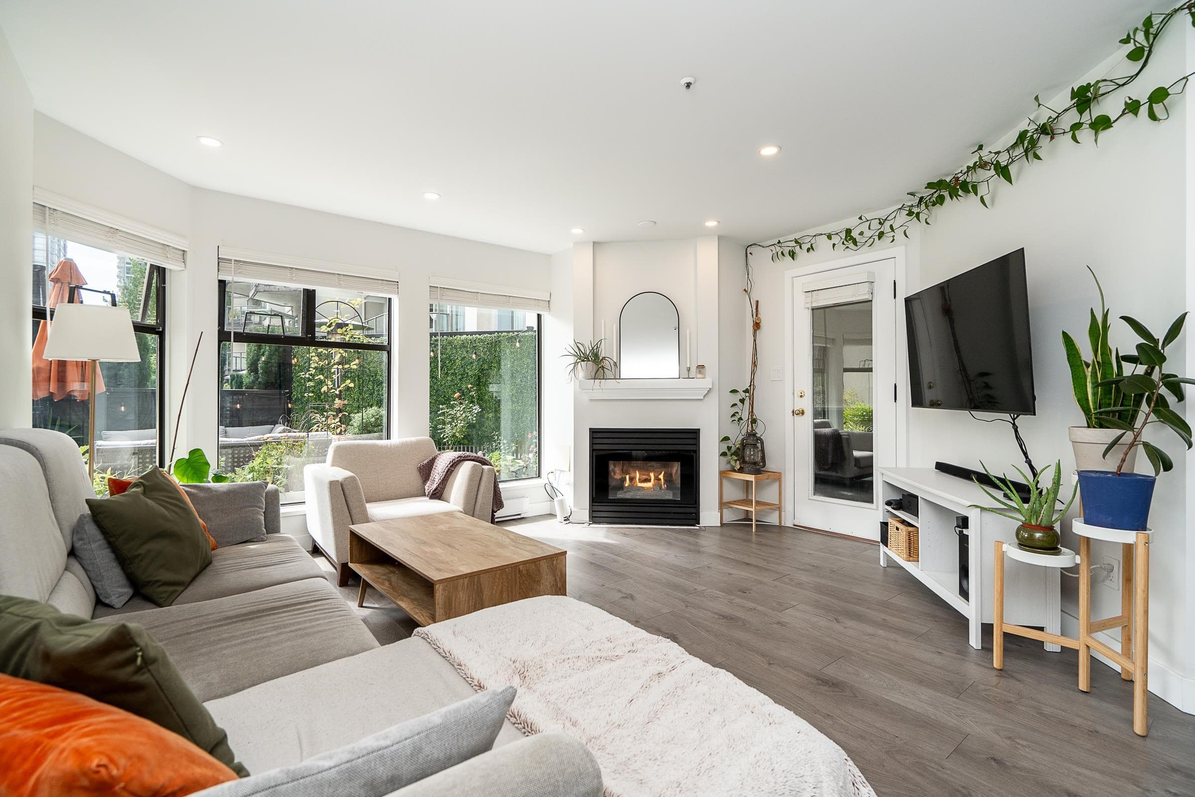 105 - 2968 Burlington Drive, Coquitlam