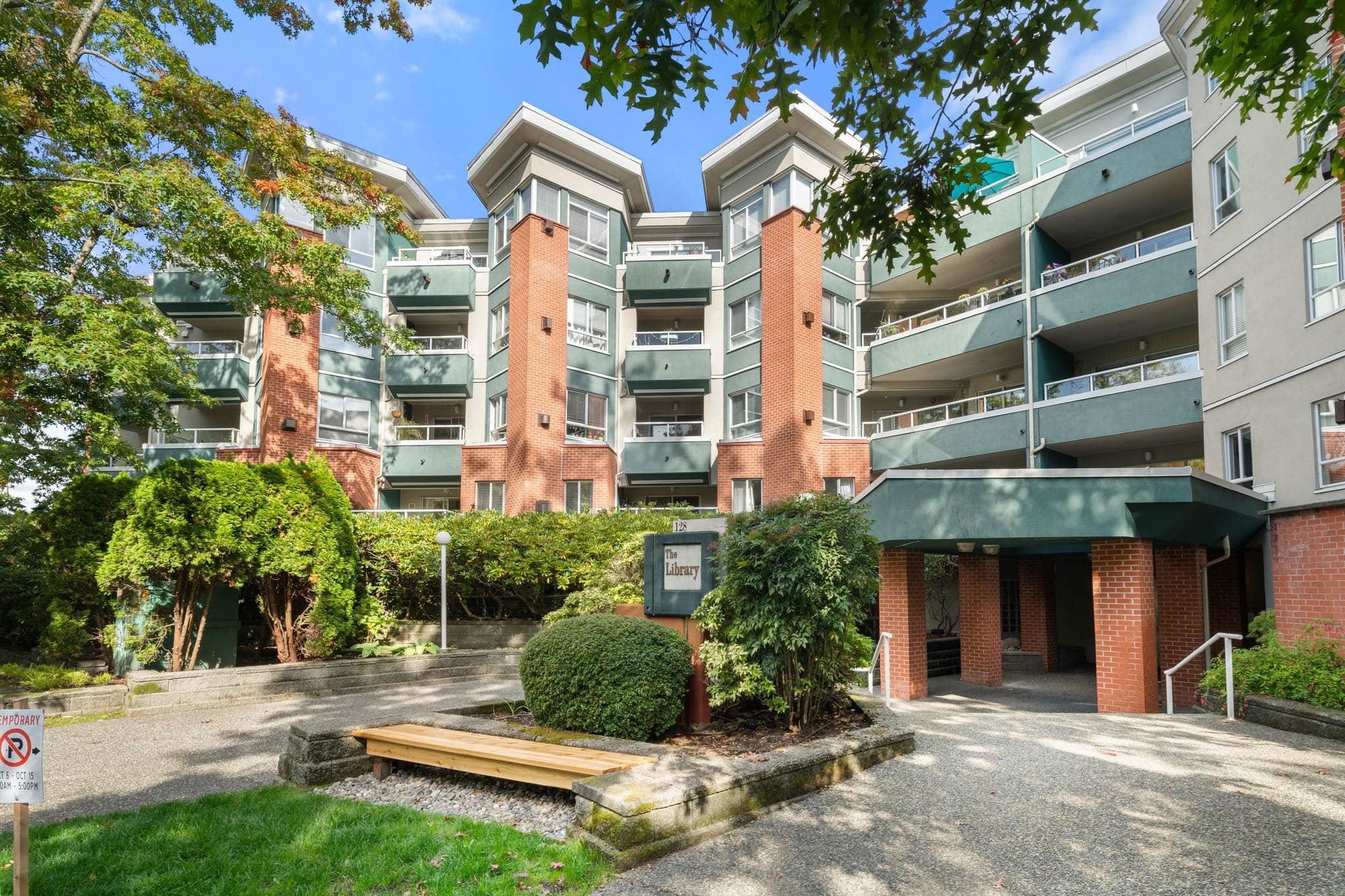 115 - 128 W 8th Street, North Vancouver