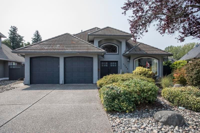 5268 St Andrews Place, Delta