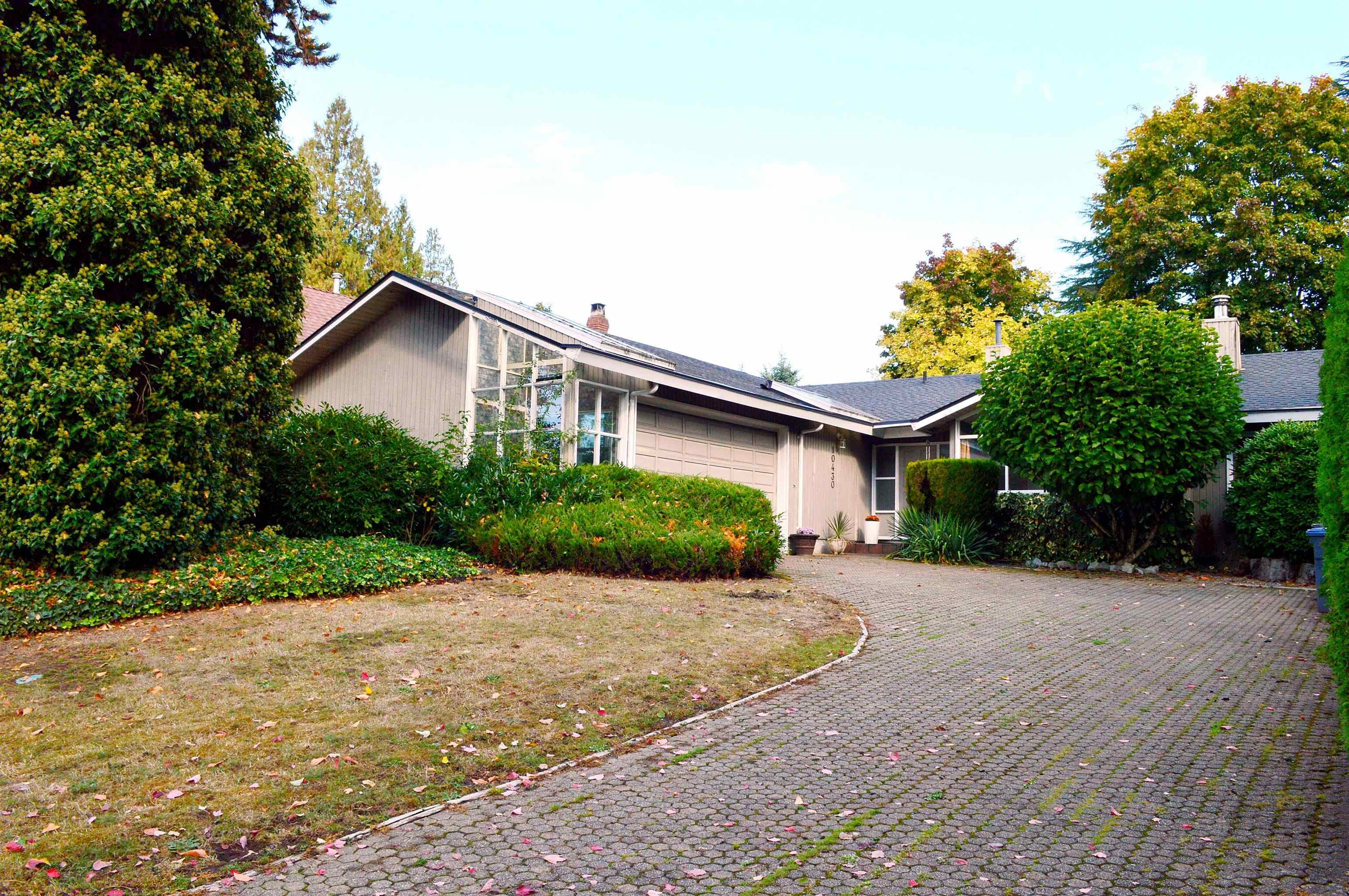 10430 Fraserglen Drive, Surrey