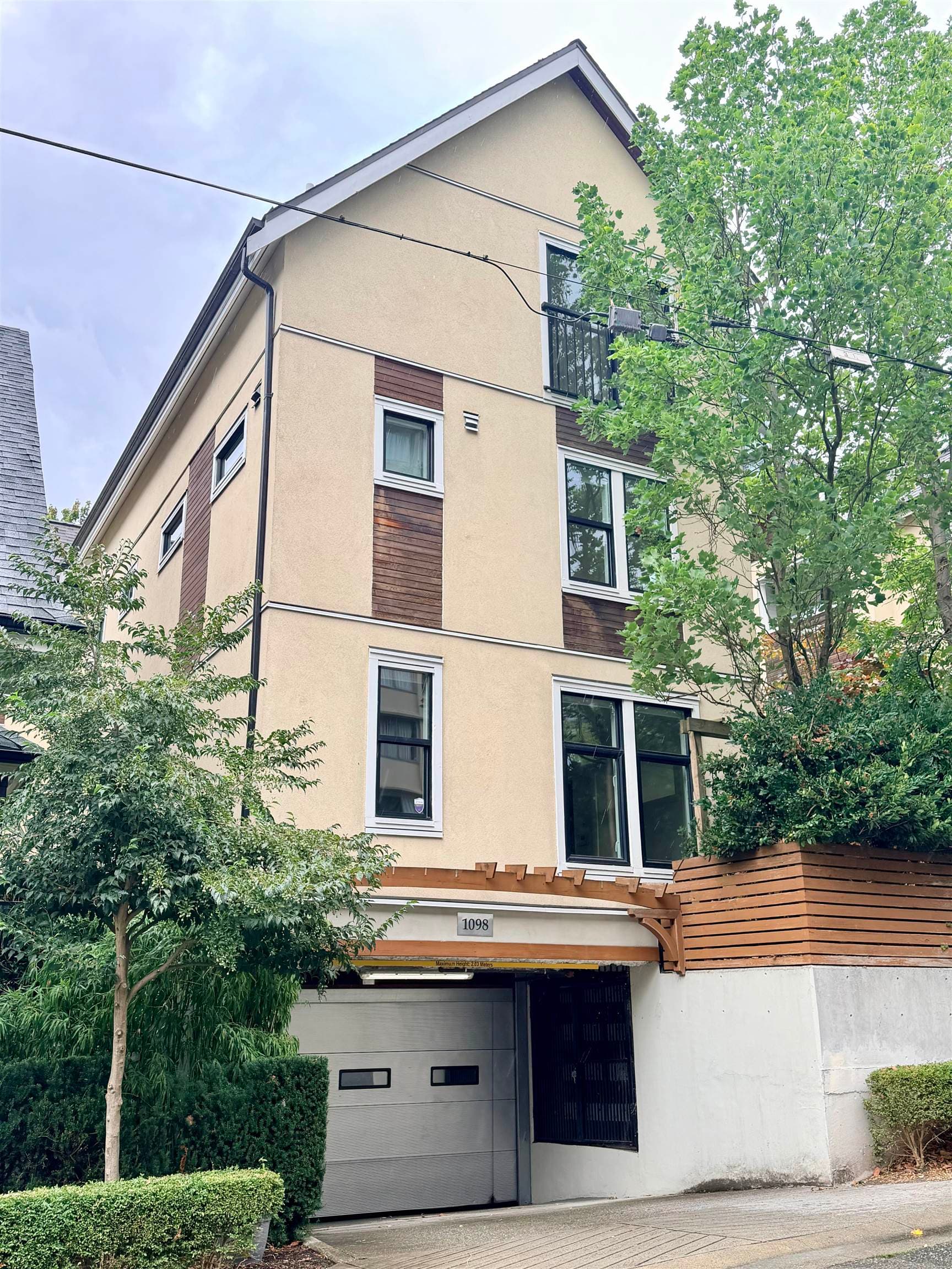 1080 Nicola Street, Vancouver