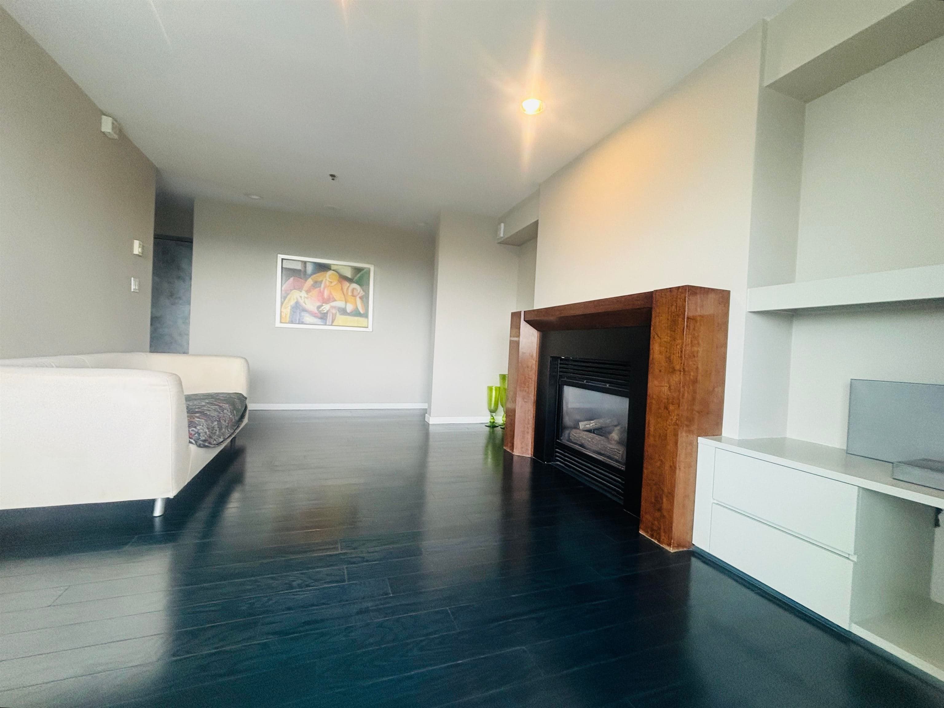 1100 - 5890 Balsam Street, Vancouver