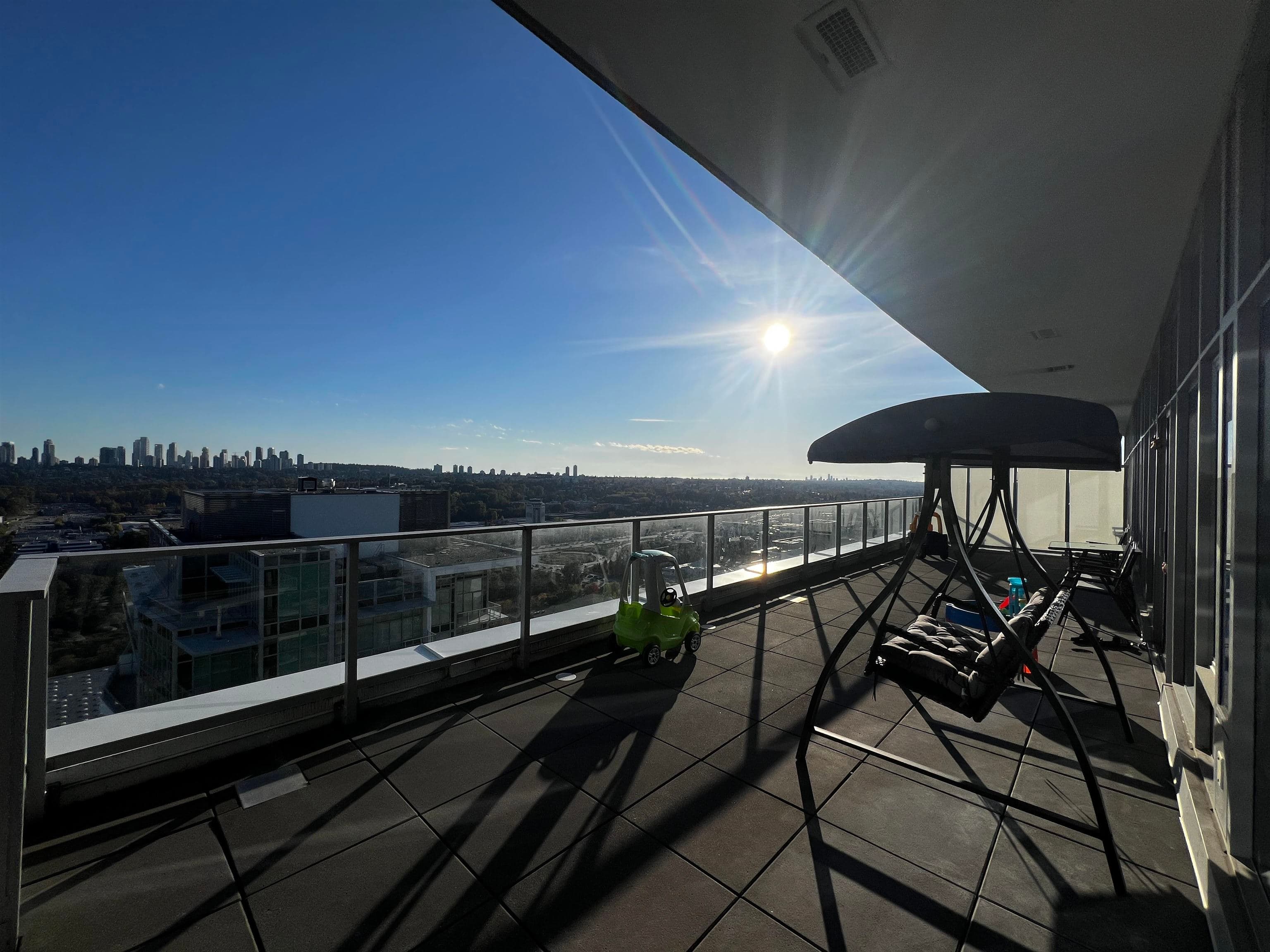 2311 Beta, Burnaby