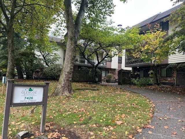 210 - 7426 138 Street, Surrey