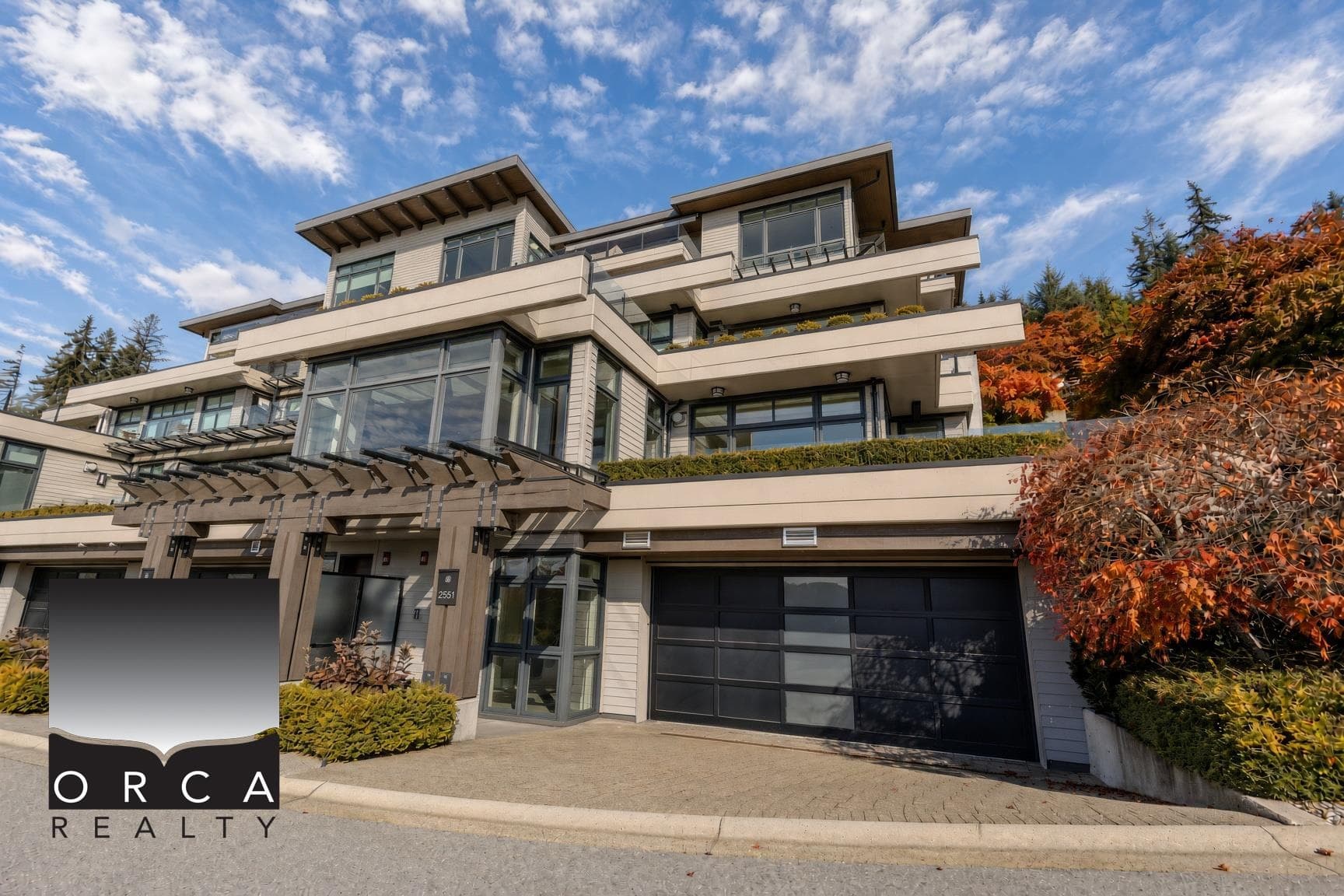 2551 Highgrove Mews, West Vancouver