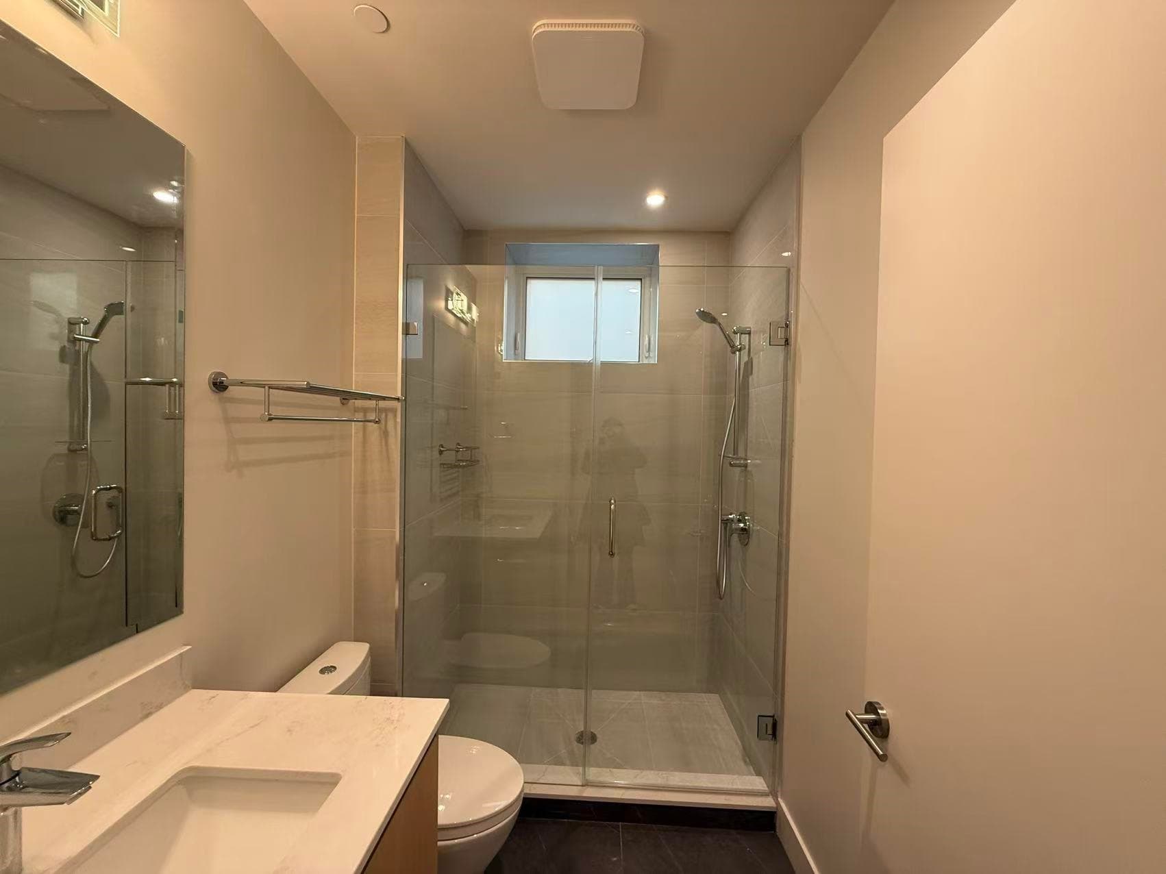 Basement Suite - 3157 W 33rd Avenue, Vancouver