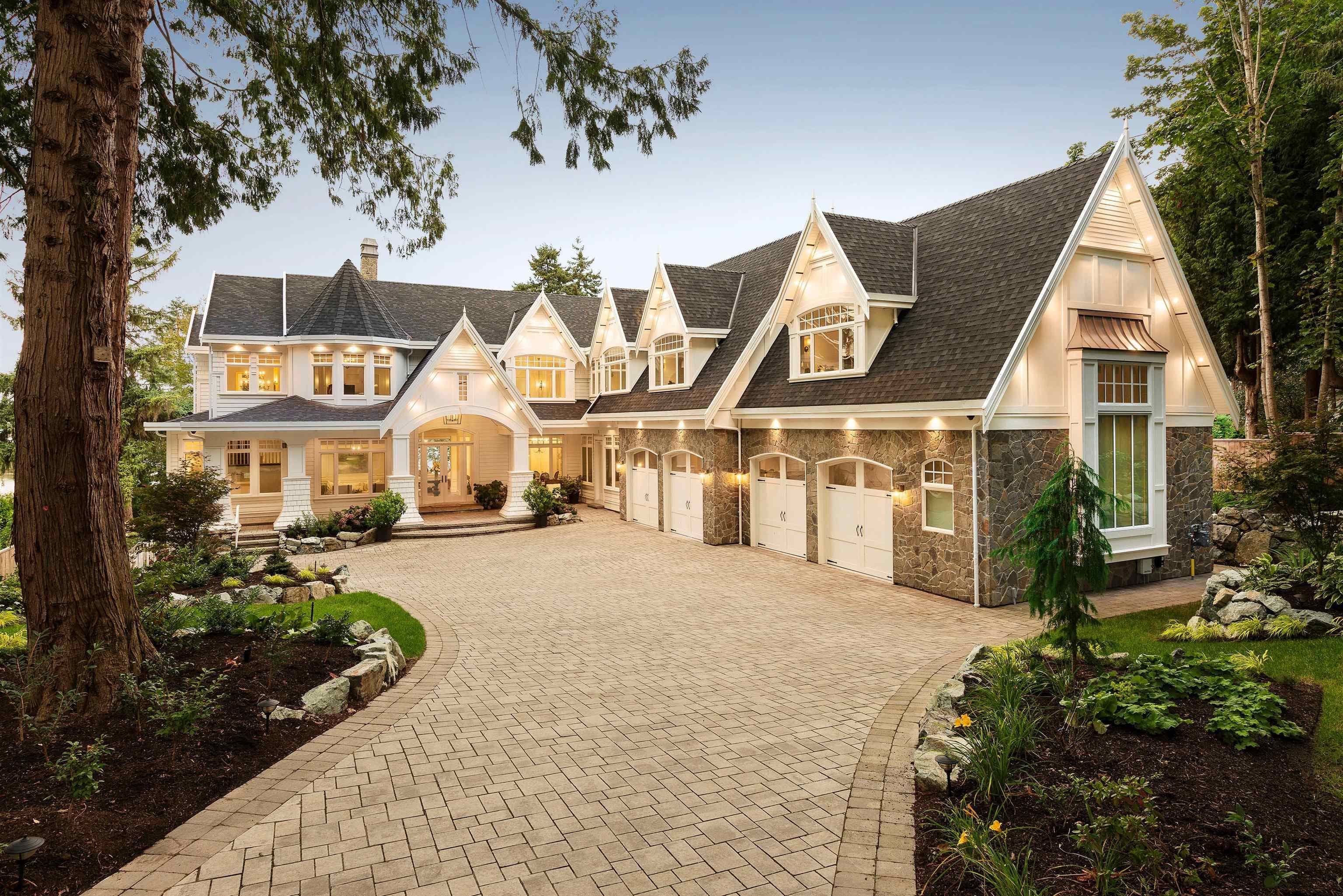 12603 Crescent Road, Surrey