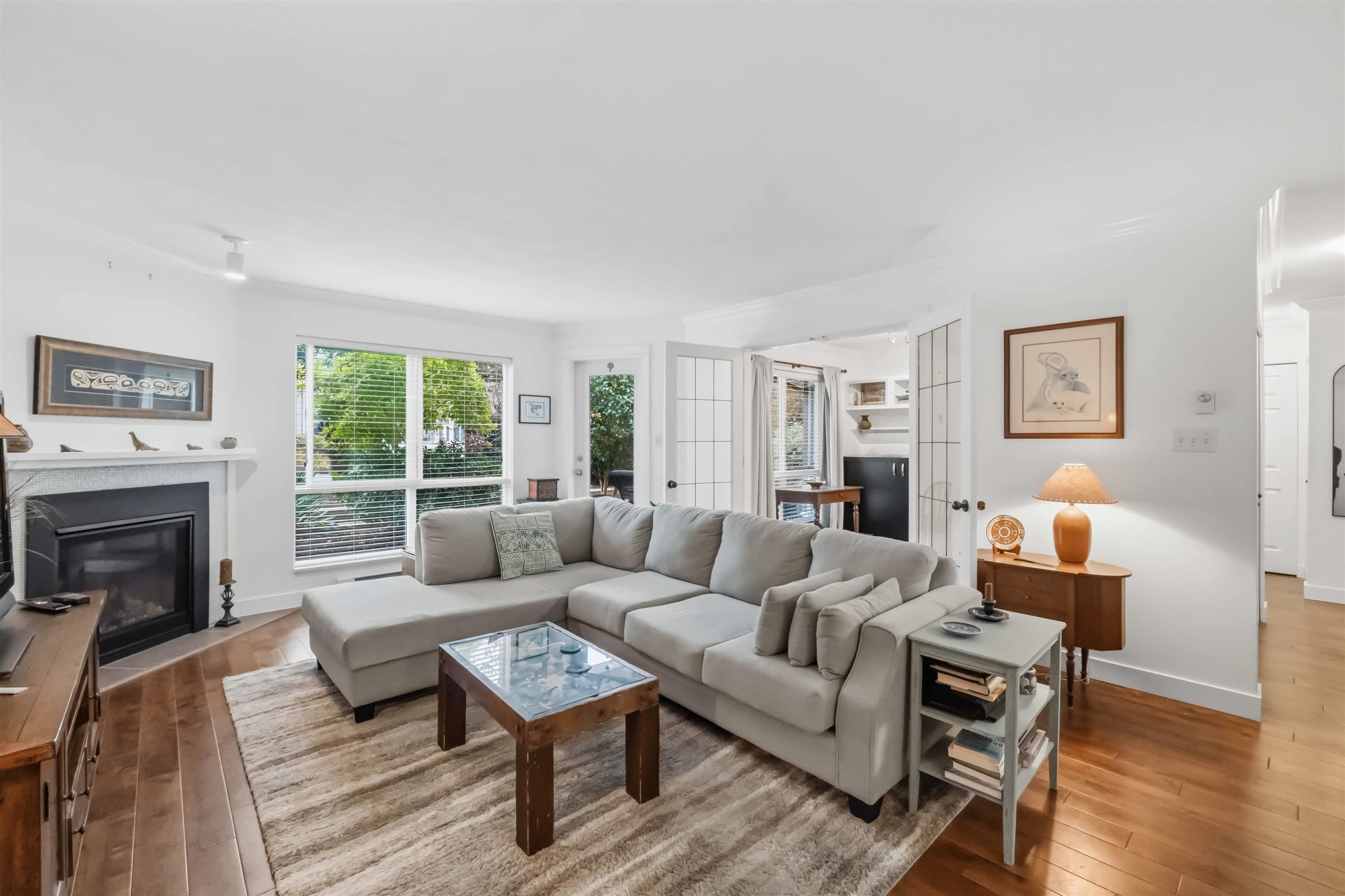 107 - 15875 Marine Drive, White Rock