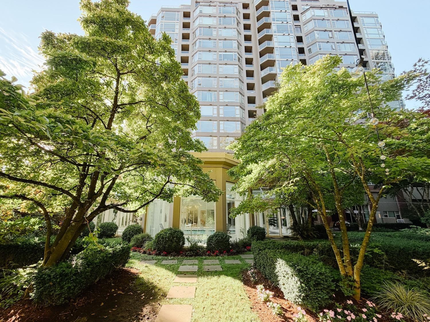 312 - 1327 E Keith Road, North Vancouver