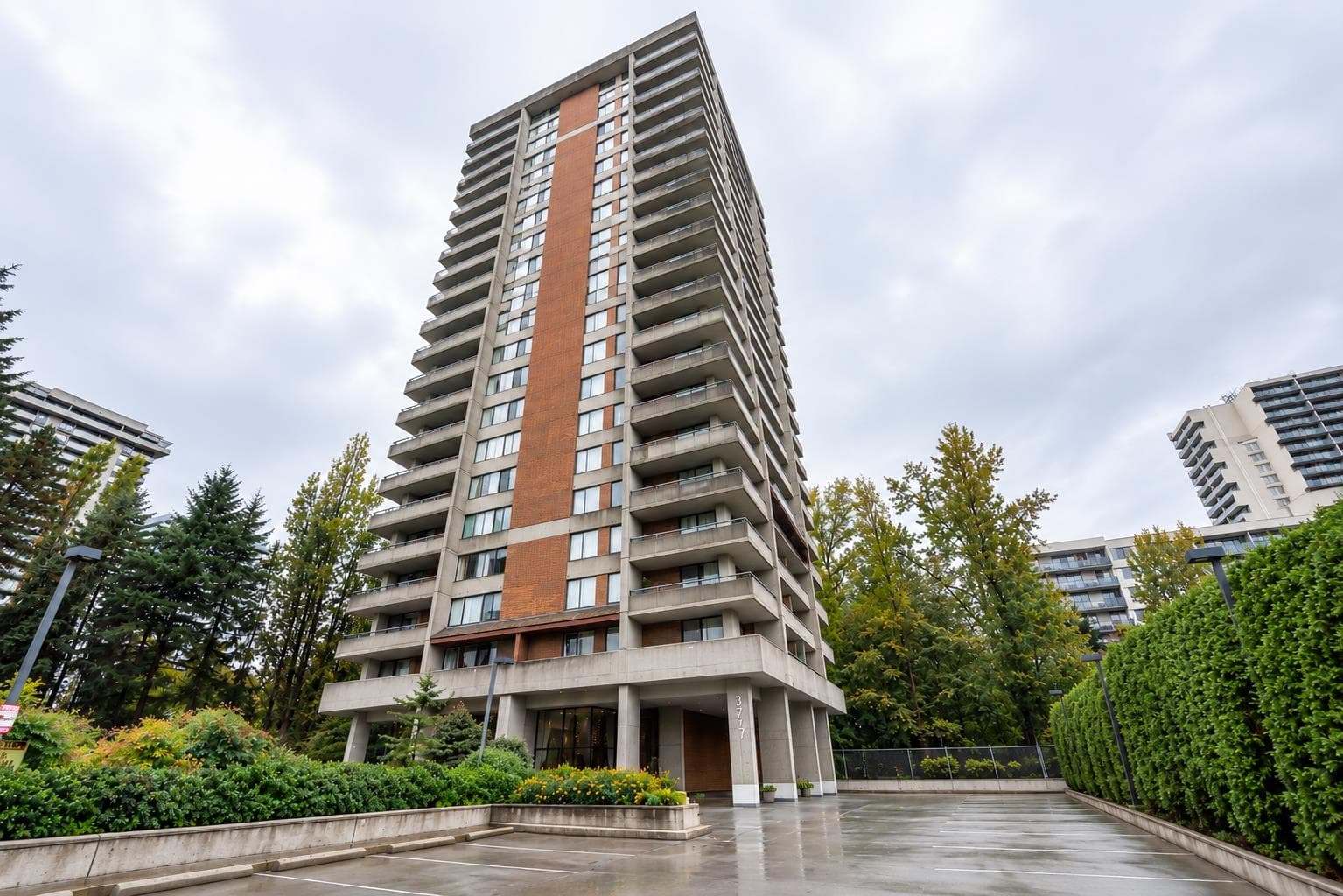 2503 - 3737 Bartlett Court, Burnaby