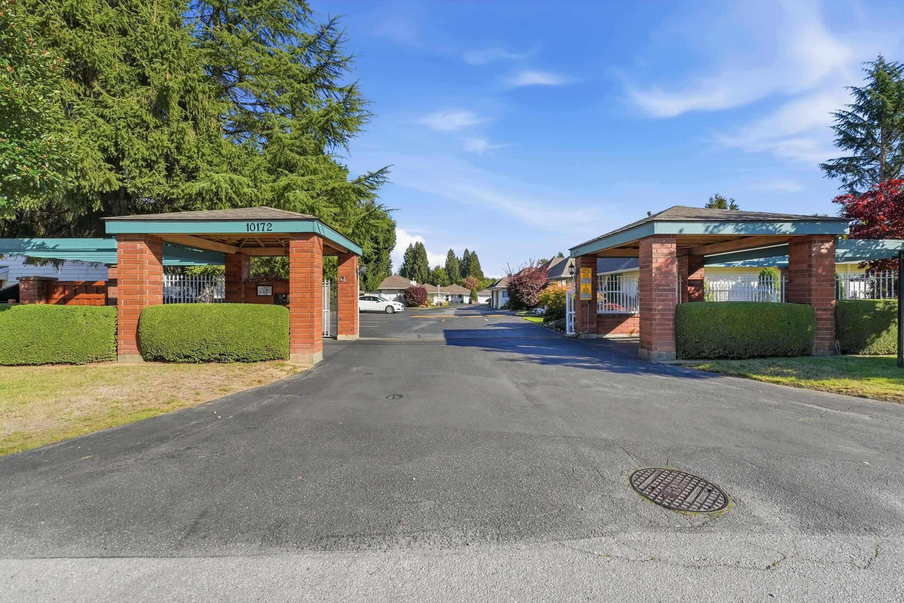 107 - 10172 141 Street, Surrey