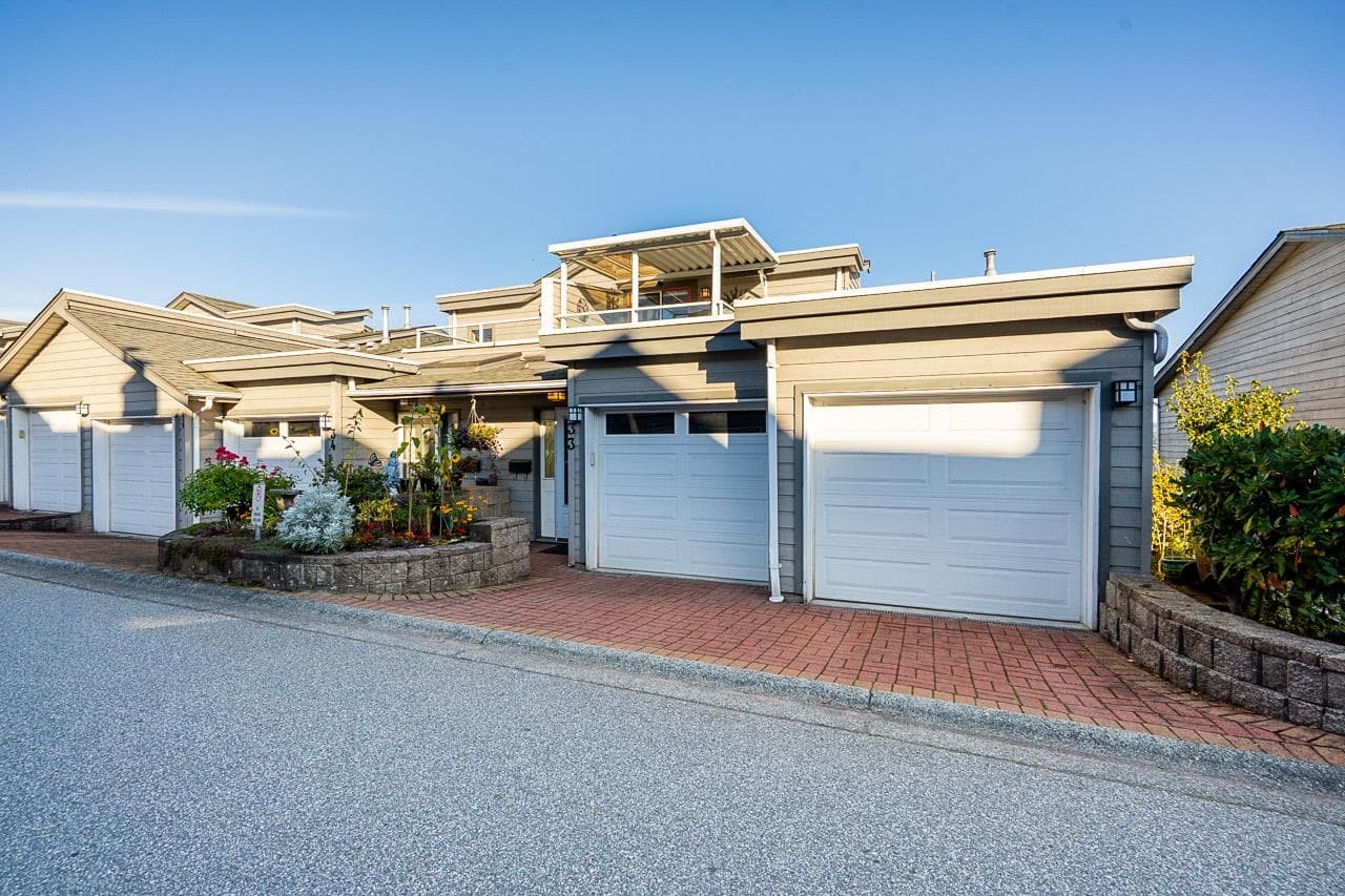 33 - 323 Governors Court, New Westminster