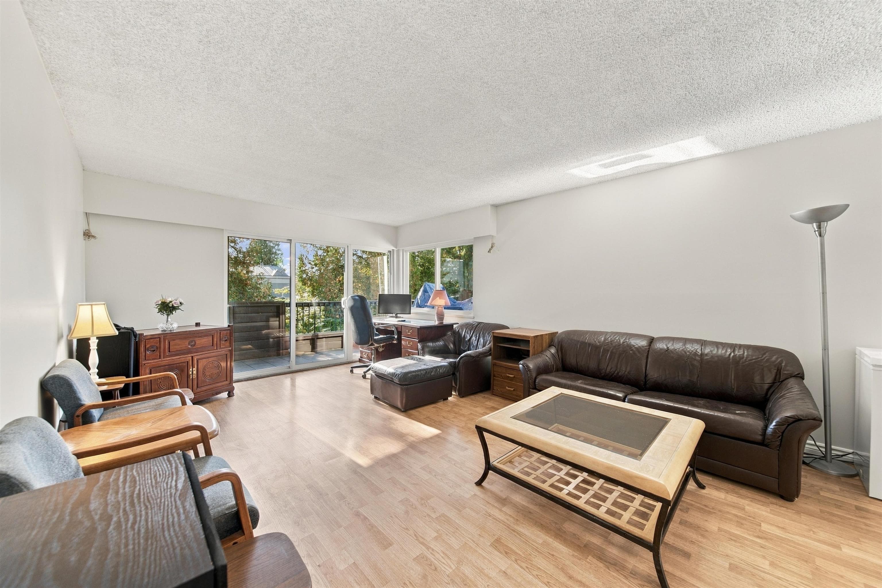 203 - 13530 Hilton Road, Surrey