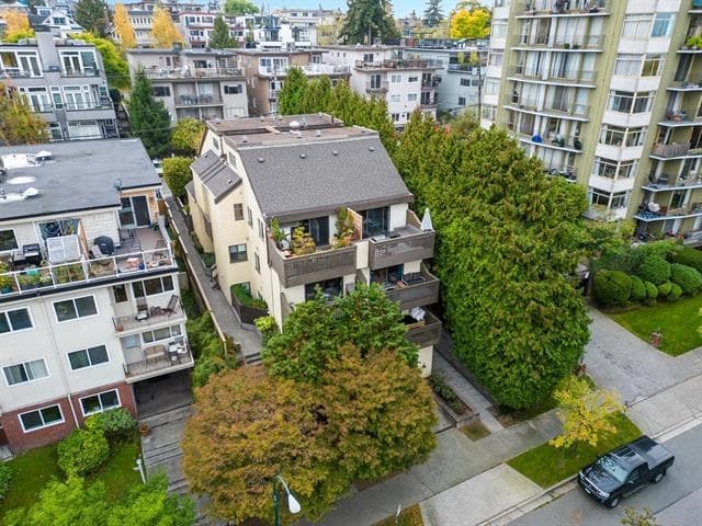 102 - 2458 York Avenue, Vancouver