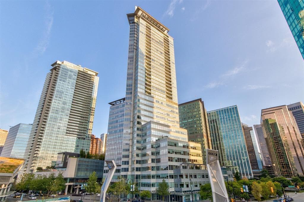 3X05 - 1077 W Cordova Street, Vancouver