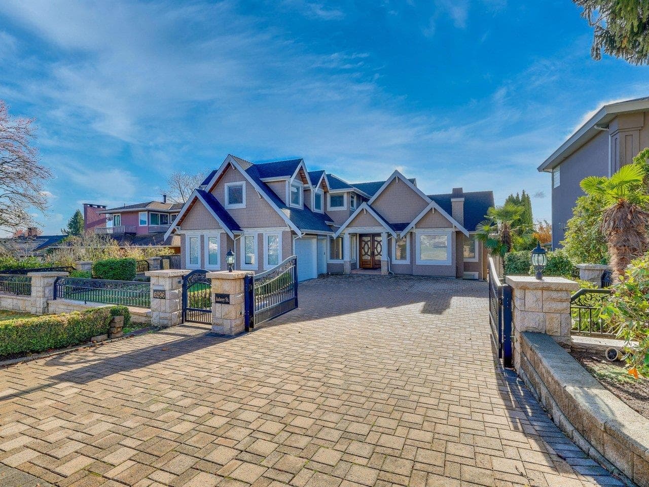 6296 Aubrey Street, Burnaby