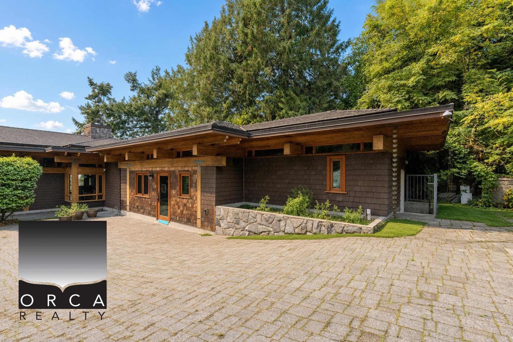 5363 Kew Cliff Road, West Vancouver