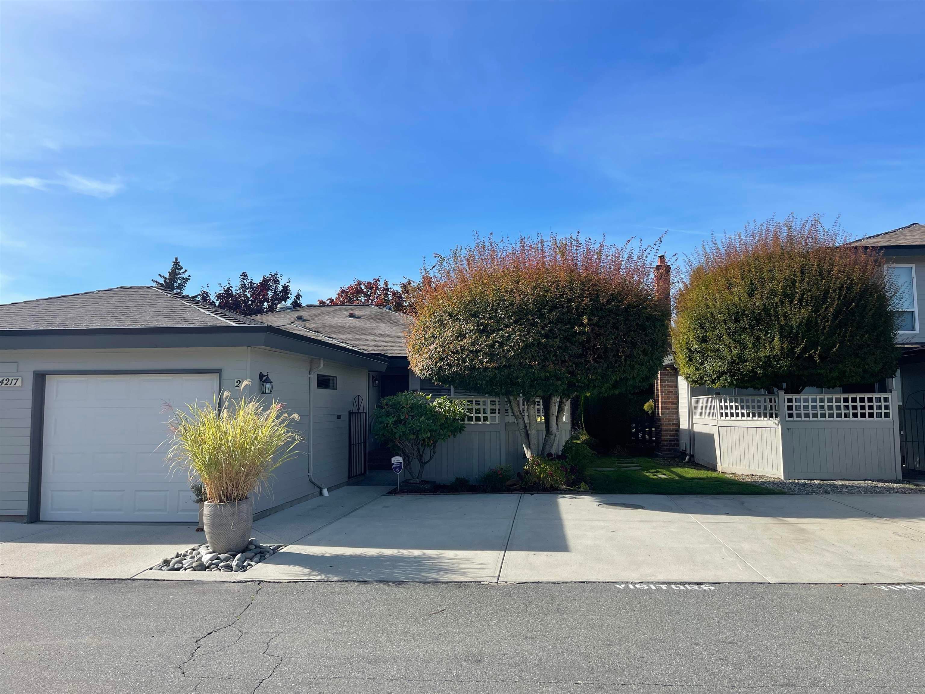 2 - 14217 18a Avenue, Surrey