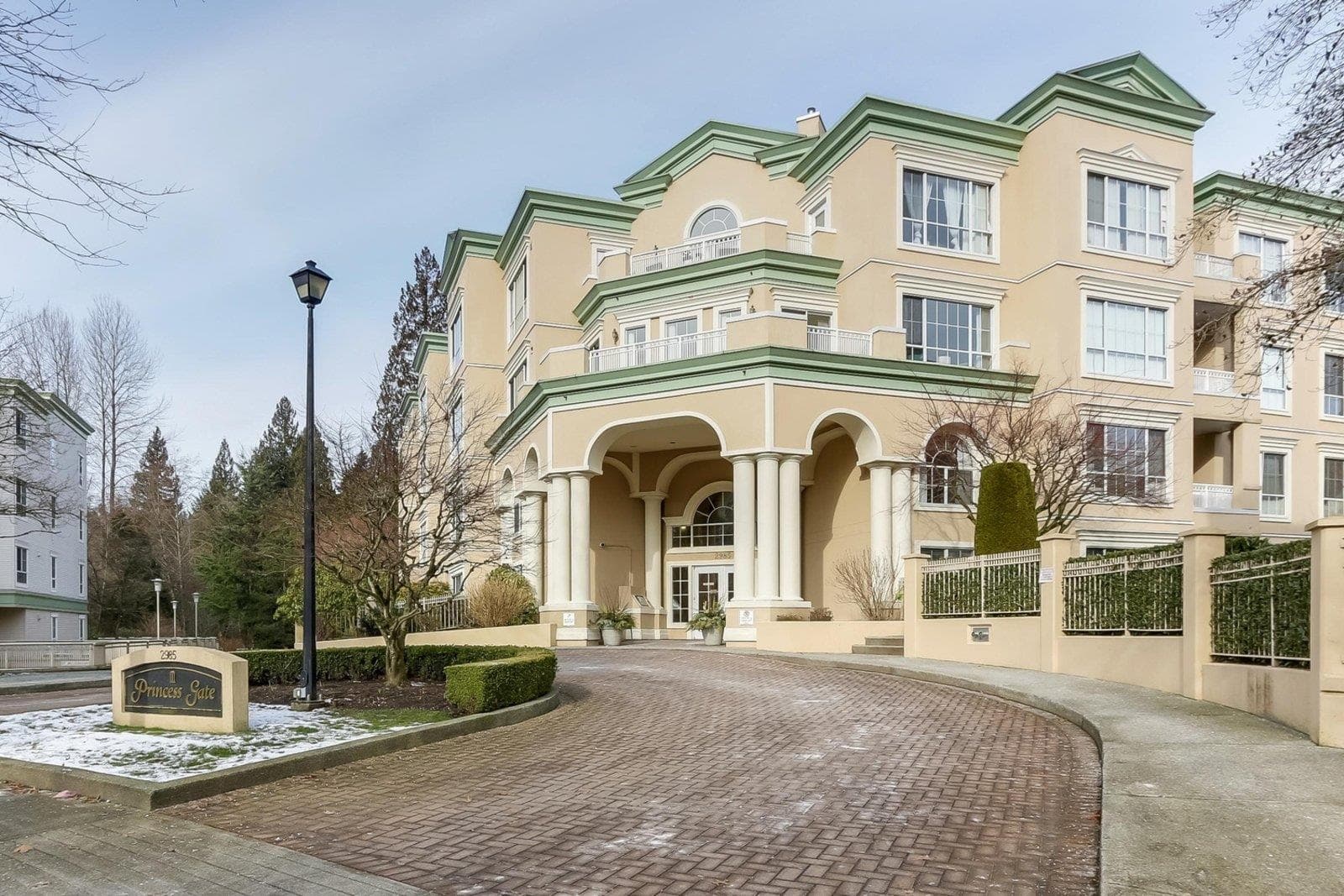 320 - 2995 Princess Crescent, Coquitlam