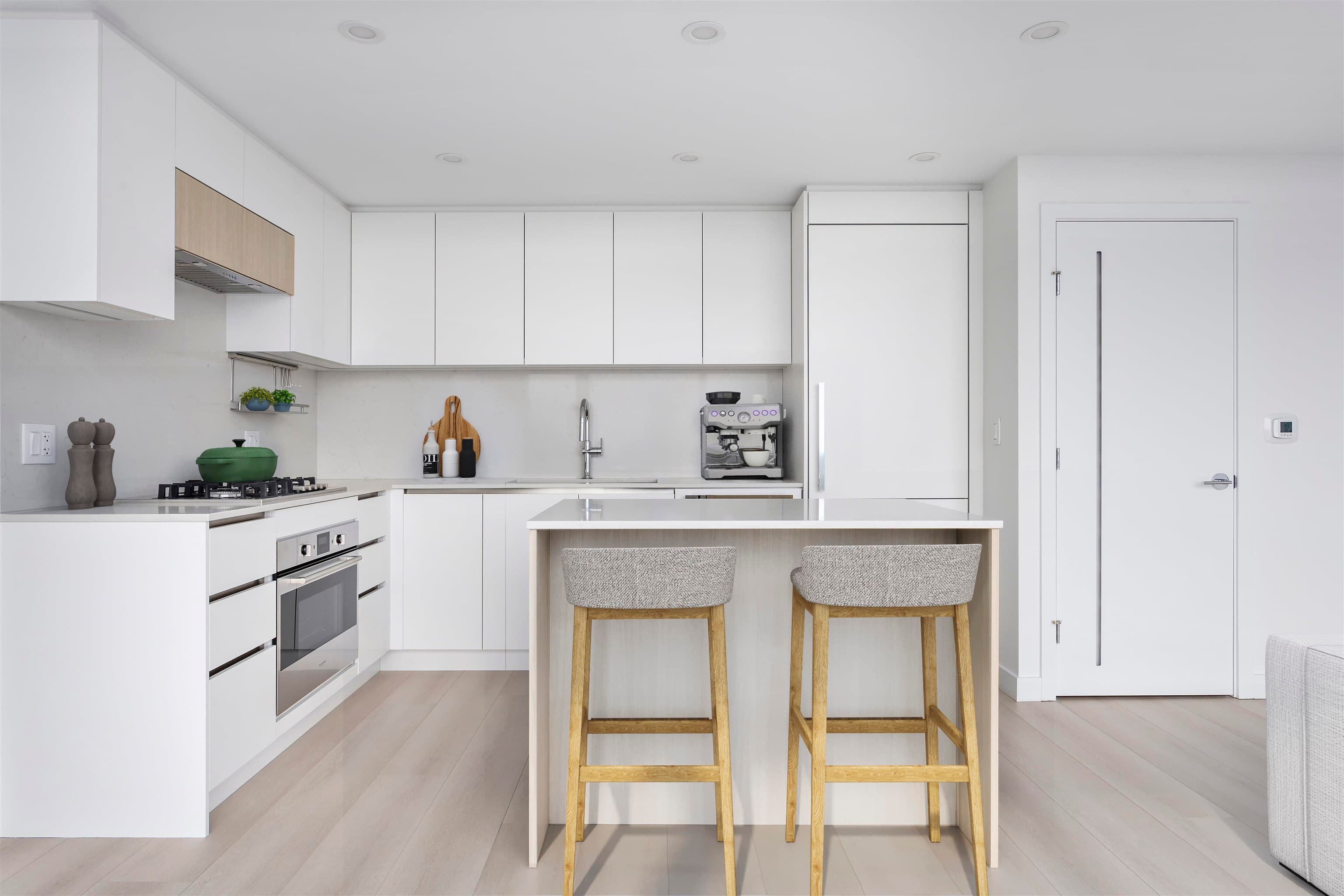 1904 - 13573 98a Avenue, Surrey