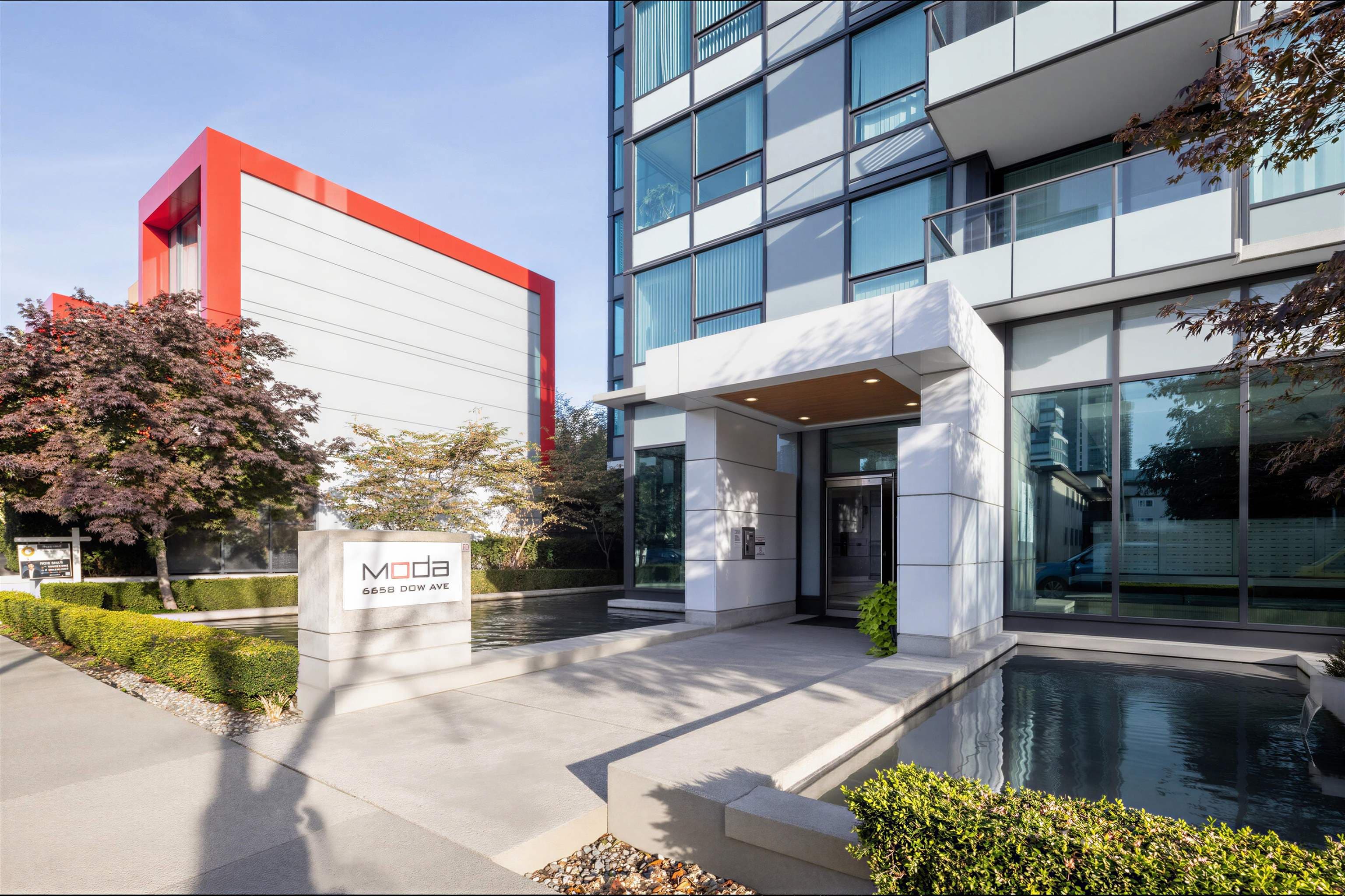 2008 - 6658 Dow Avenue, Burnaby